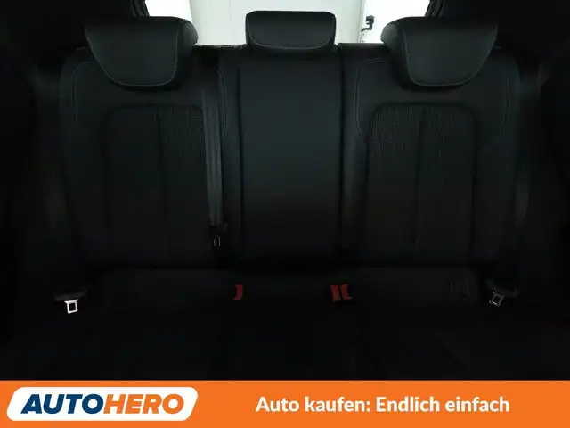 Audi Q2 view 15