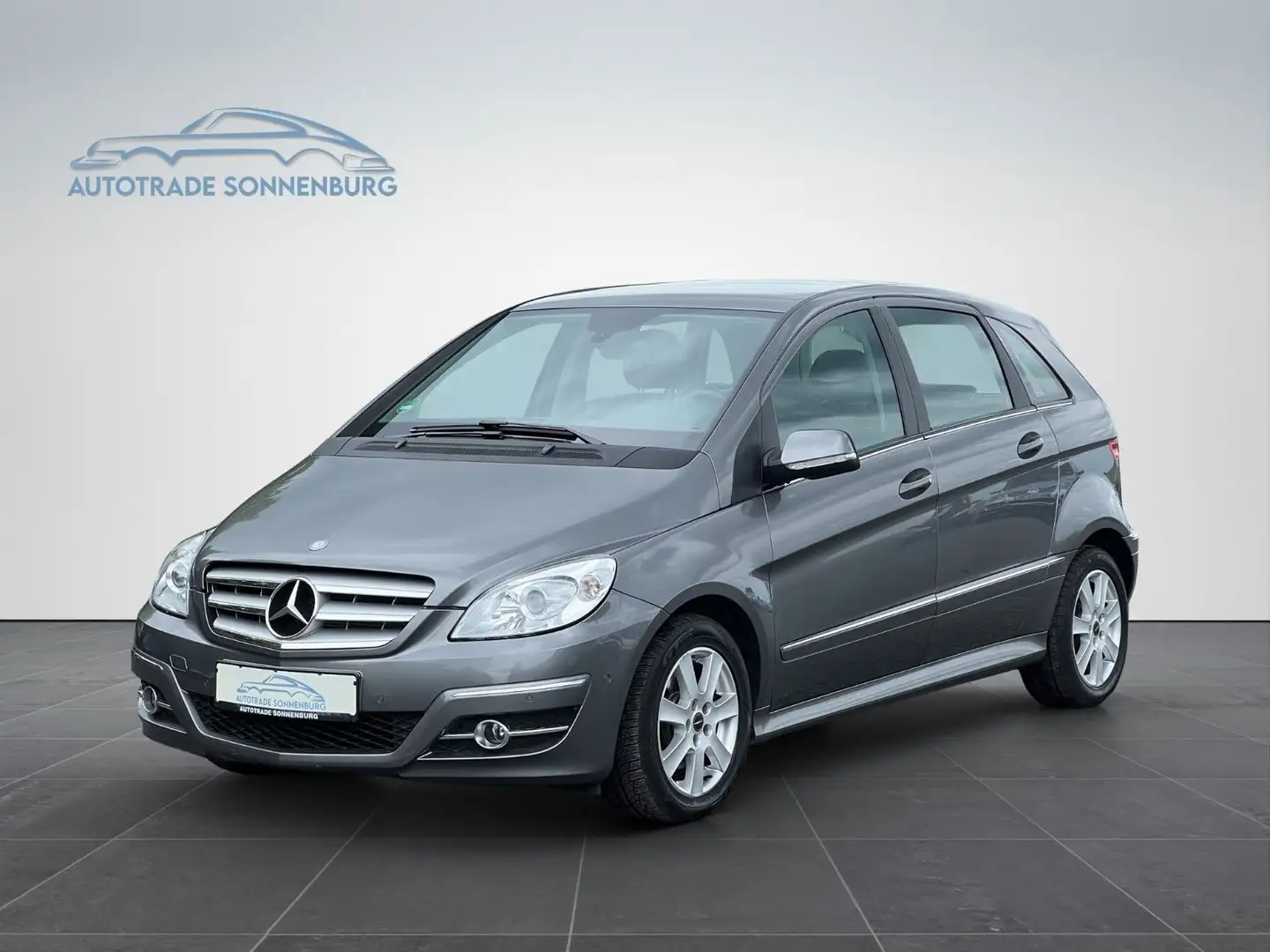 Mercedes-Benz B 180 B180 CDI / AUT. / KLIMA / KUNDENAUFTRAG Grau - 2