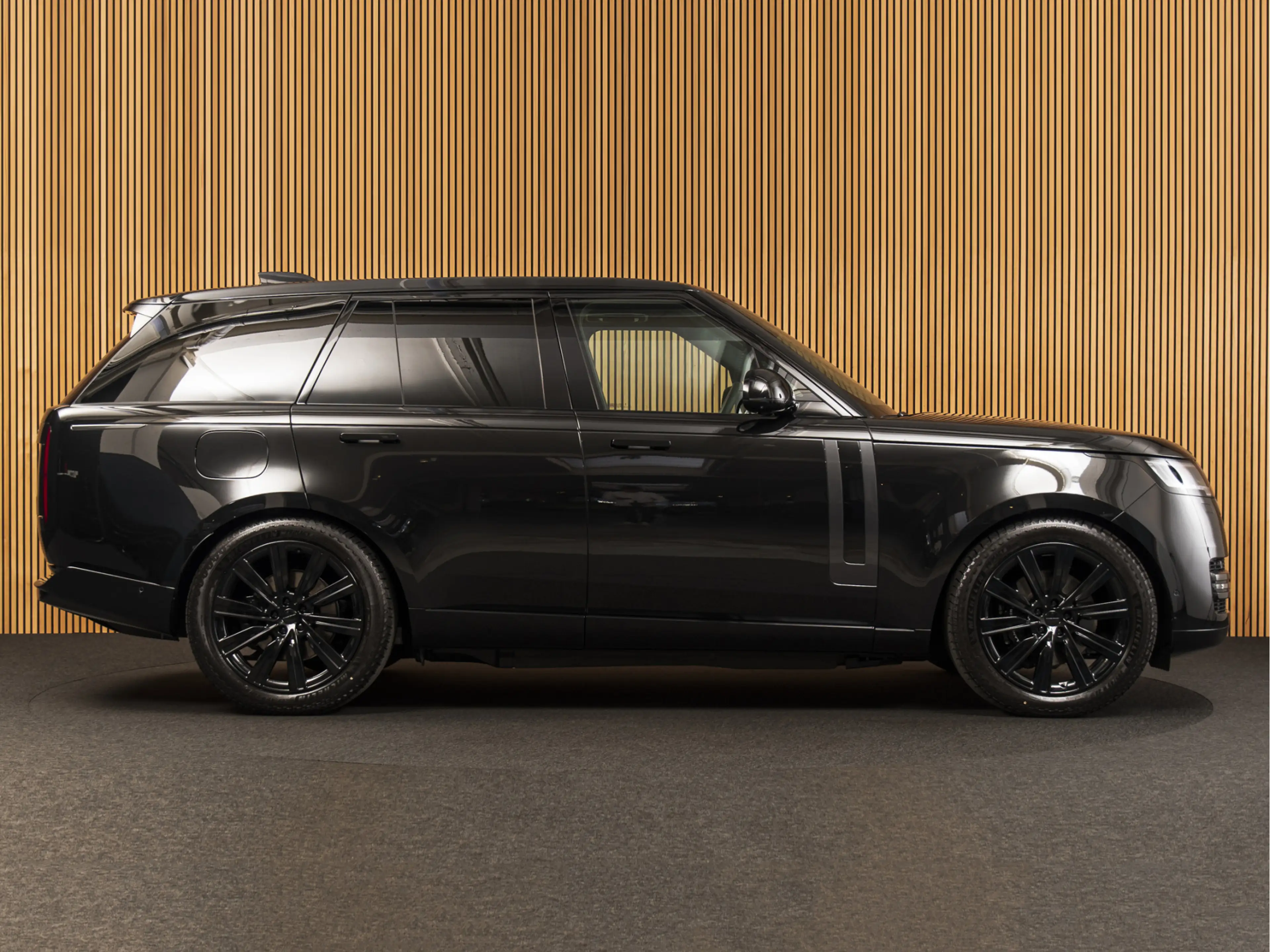 Land Rover Range Rover 3.0 P460e HSE PERLINO LEATHER | MASSAGE | TOWB | P — photo 6