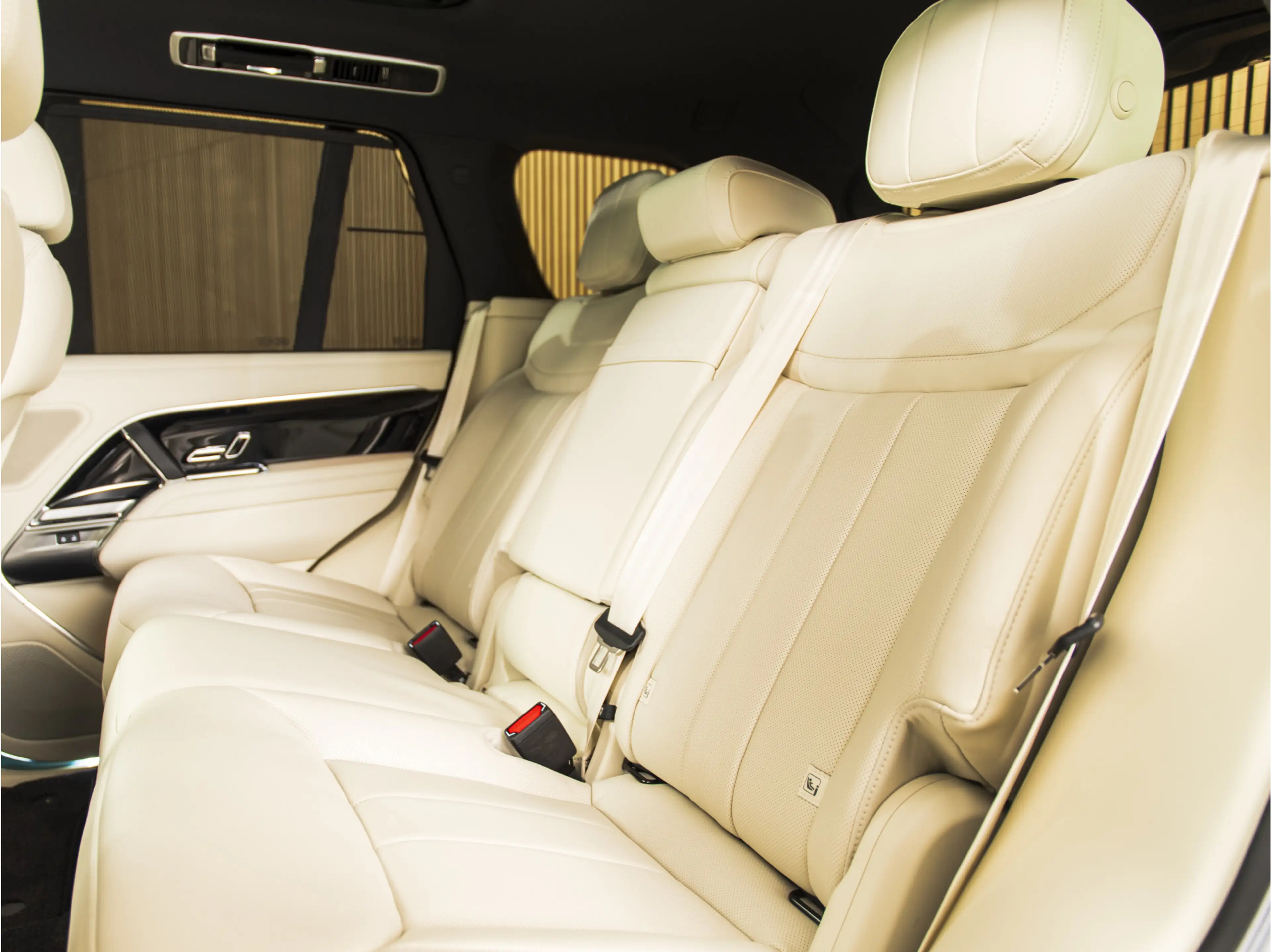 Land Rover Range Rover 3.0 P460e HSE PERLINO LEATHER | MASSAGE | TOWB | P — photo 15