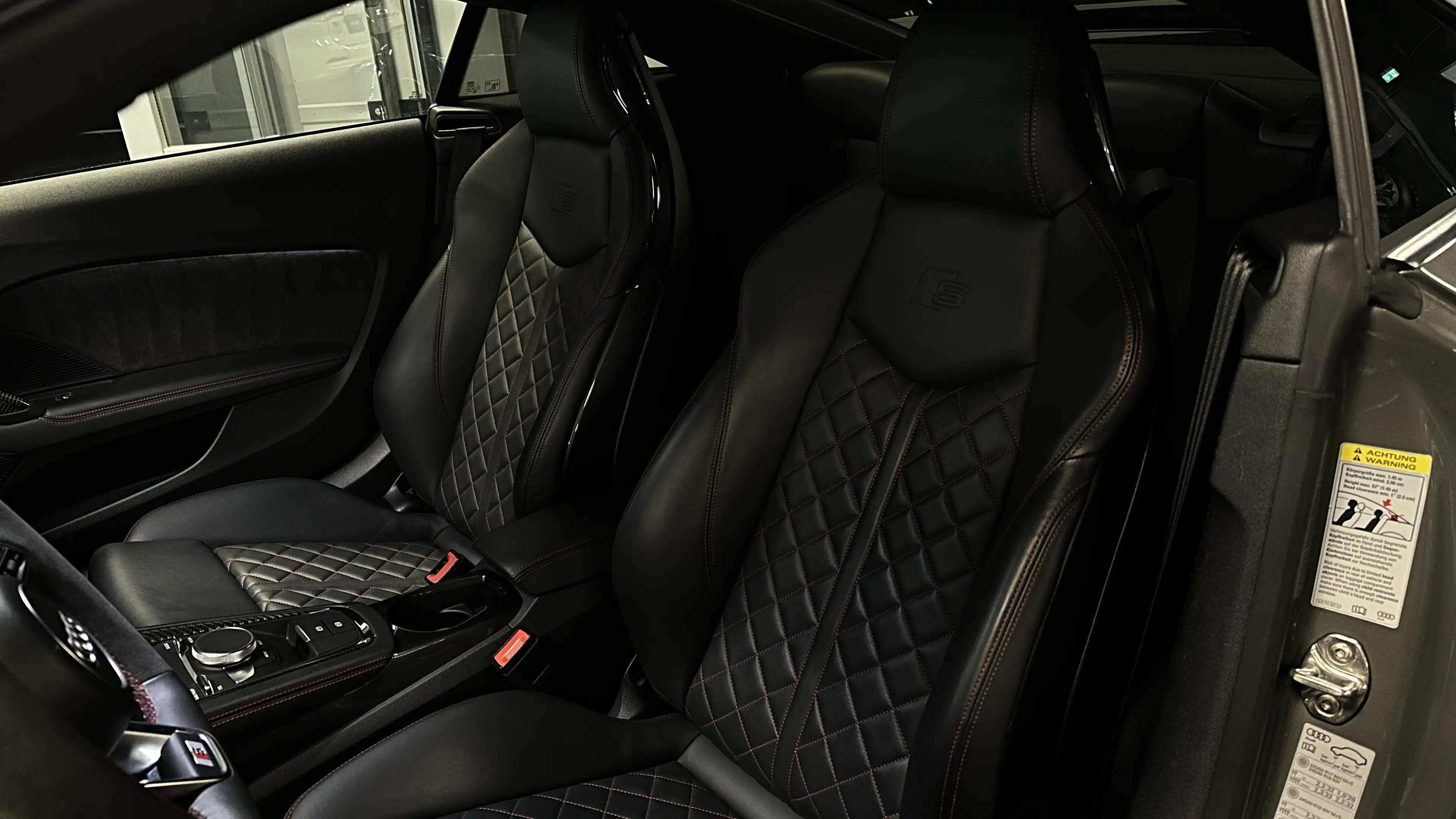Audi TTS Competition Plus — photo 9