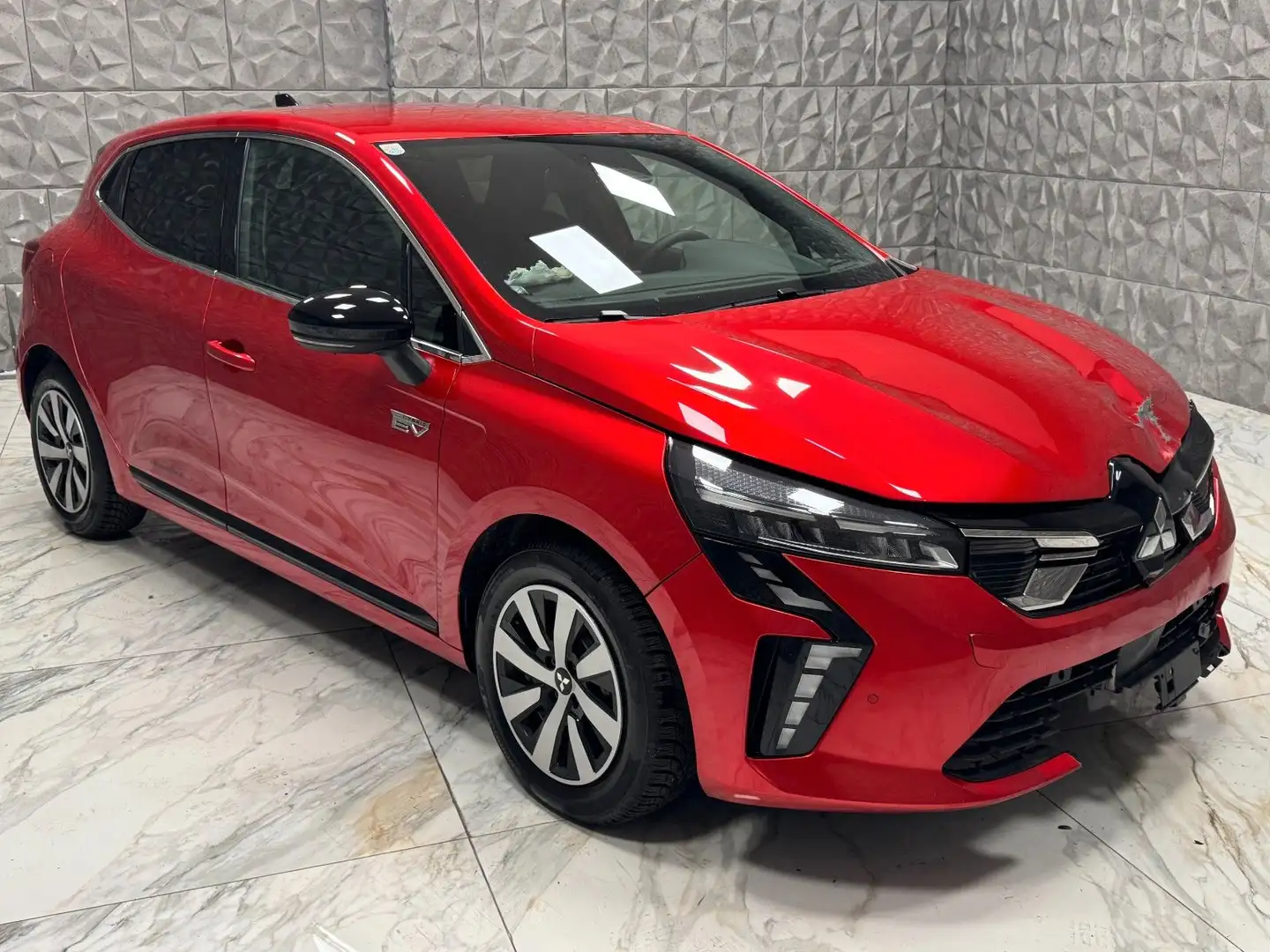Mitsubishi Colt 1,6 HEV  Type Intense Hybrid Rot - 1