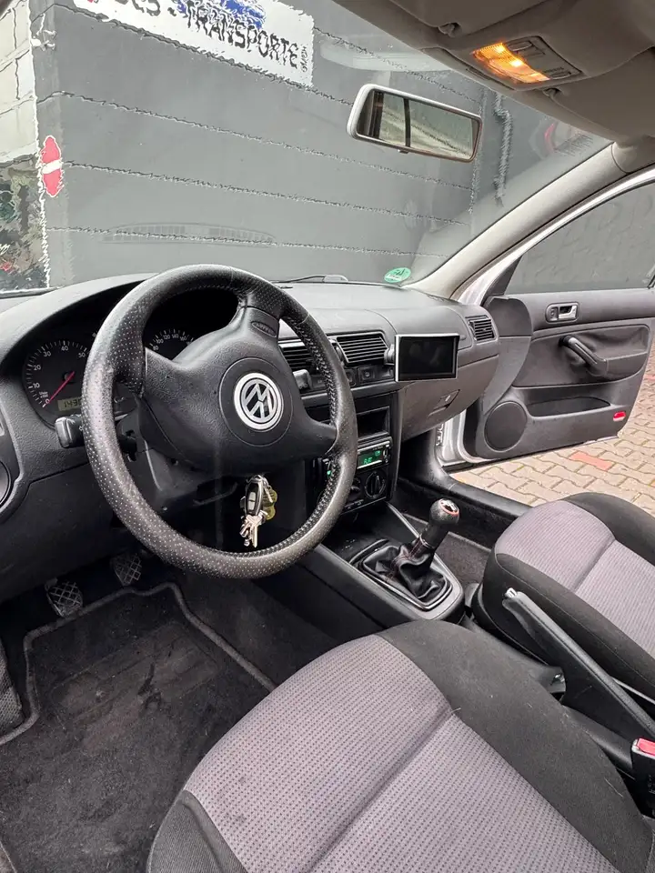 Volkswagen Golf 1.6, foto 6