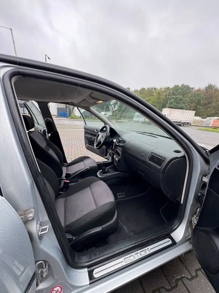 Volkswagen Golf 1.6, foto 7