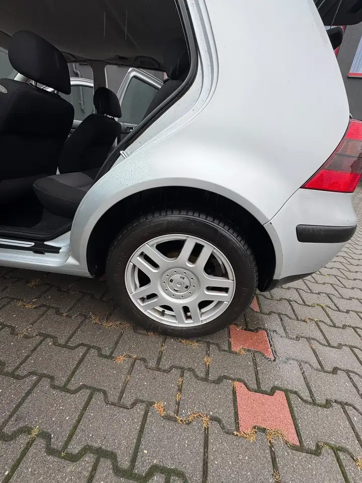 Volkswagen Golf 1.6, foto 4