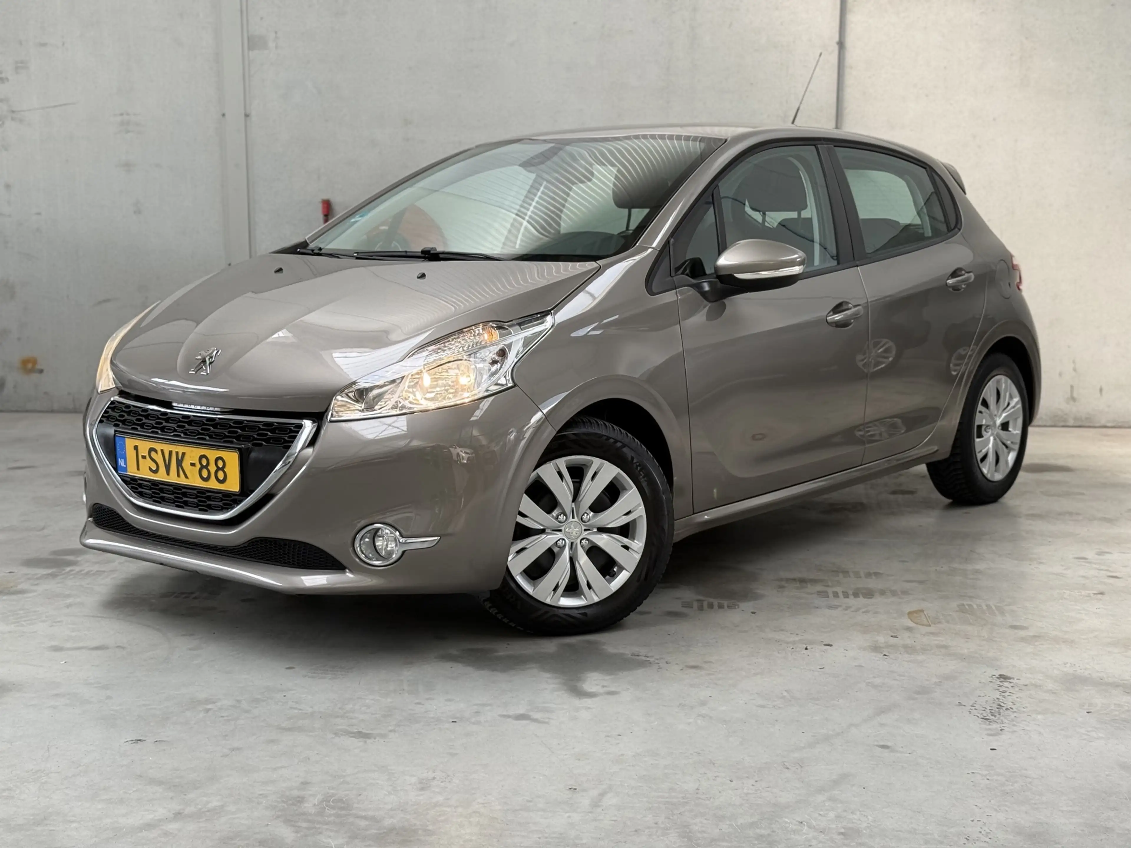 Peugeot 208 1.2 e-VTi Envy NAP Automaat Cruise Clima Navi — photo 2