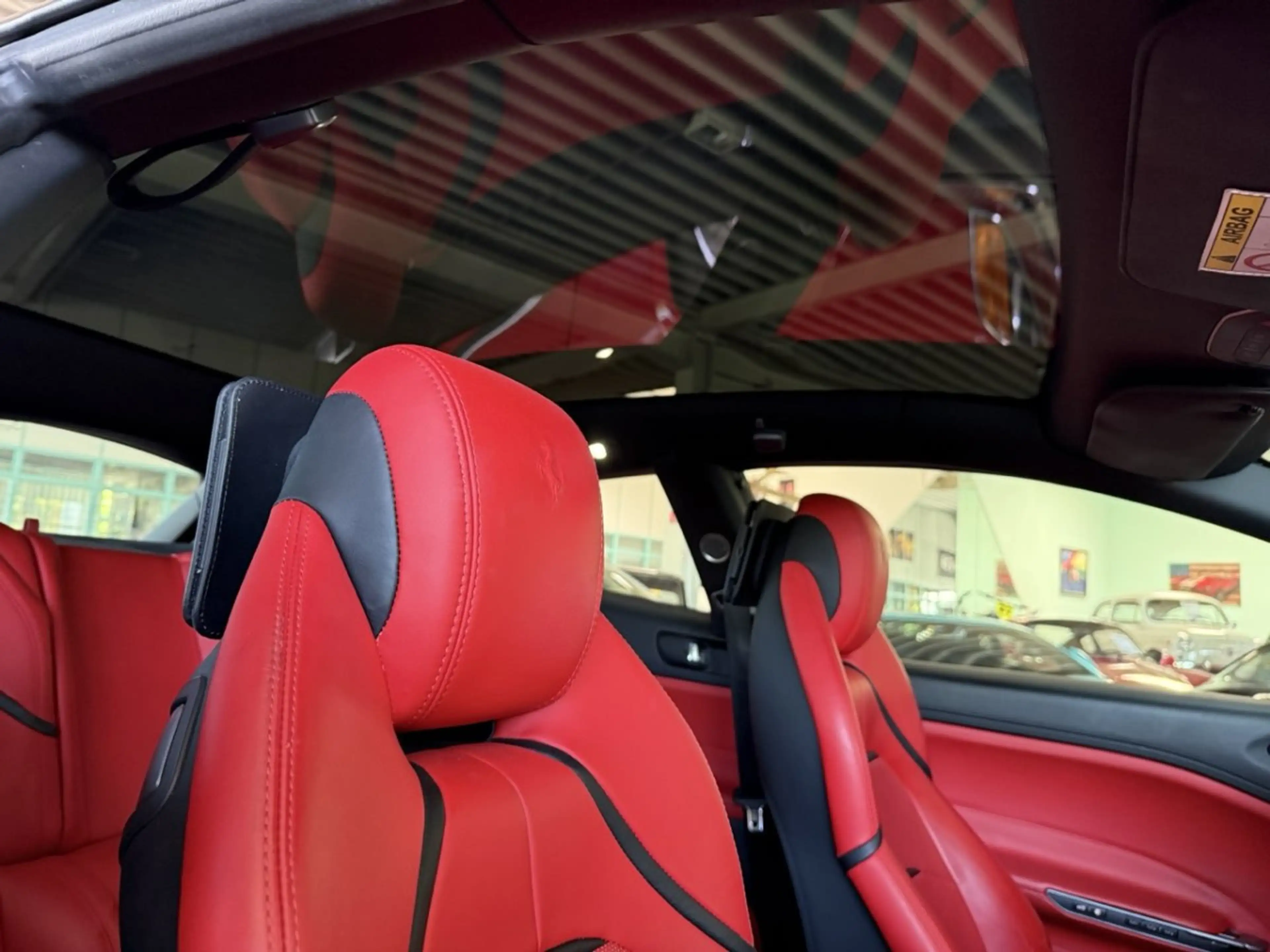 Ferrari GTC4 Lusso GTC4Lusso T — photo 15