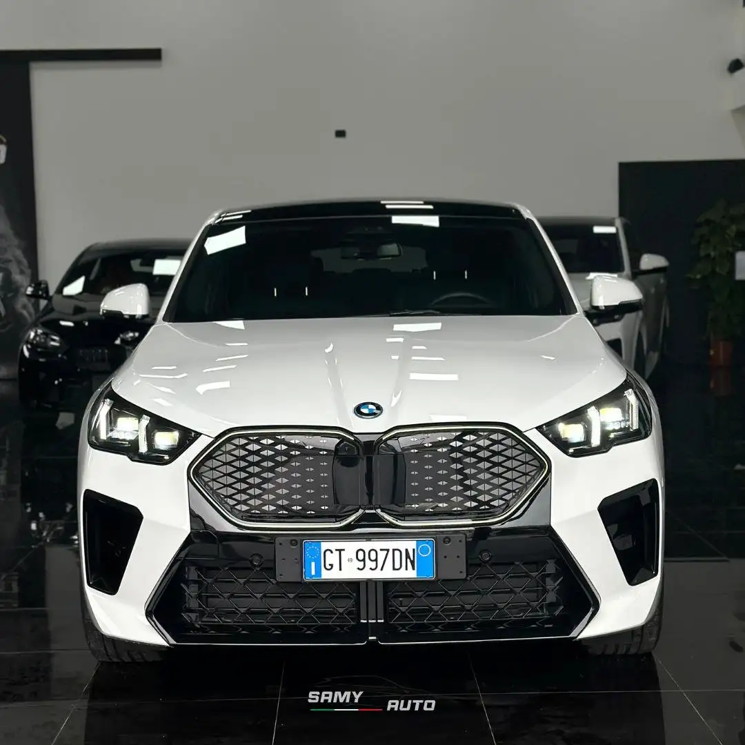 BMW iX2 iX2 xdrive 30 MSport Bianco - 1
