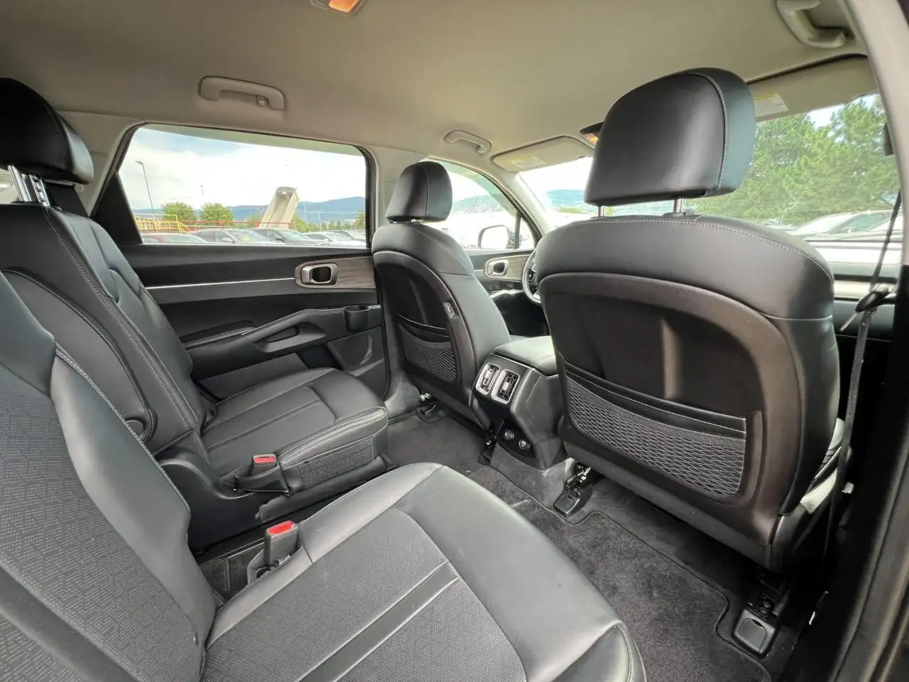 Kia Sorento photo Kia Sorento