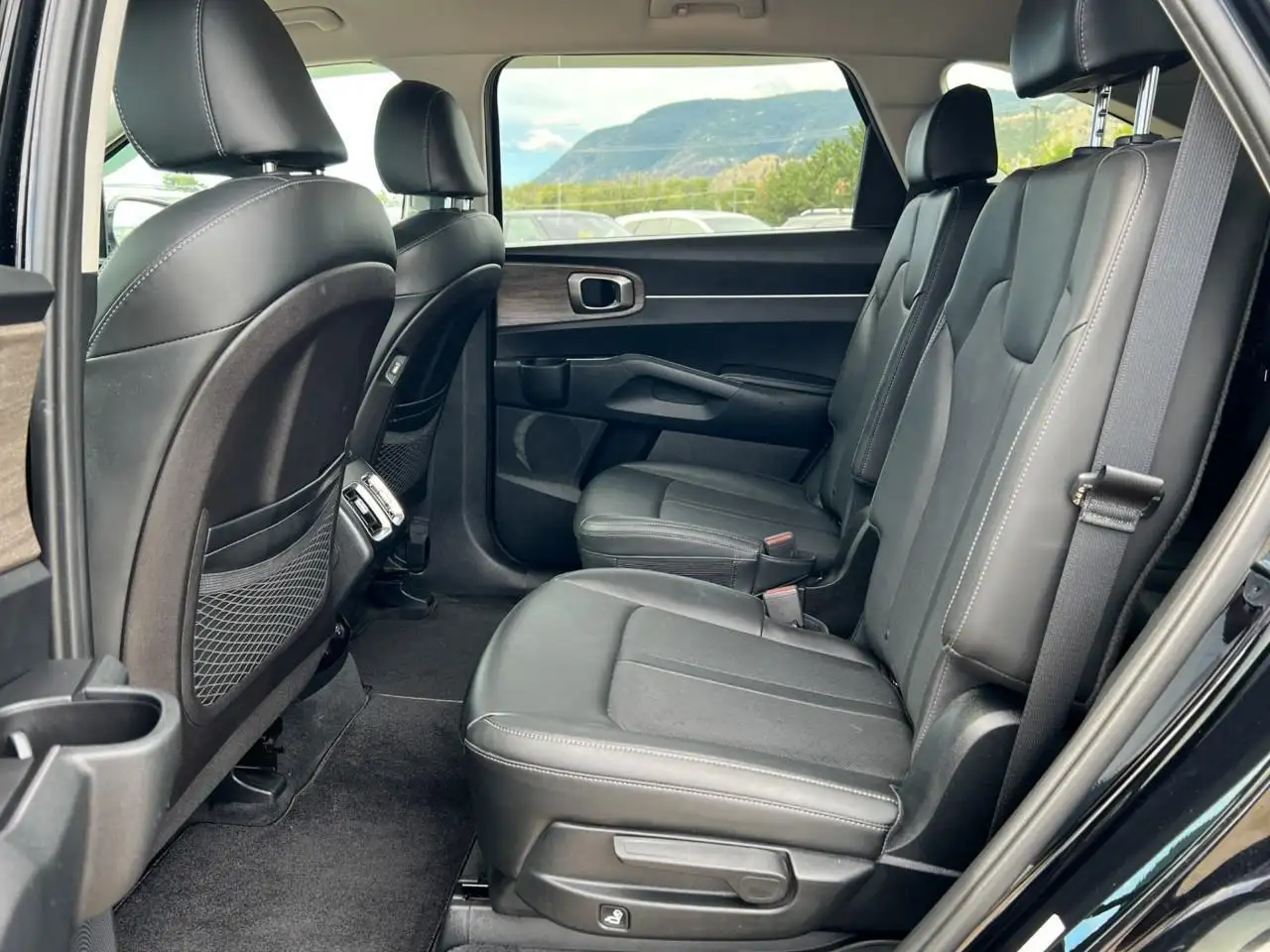 Kia Sorento photo Kia Sorento