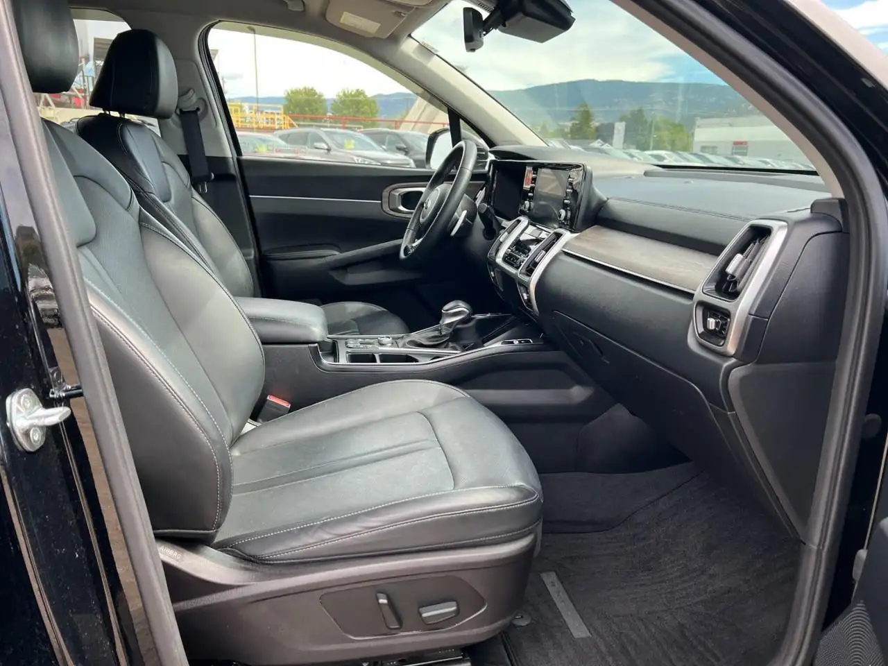 Kia Sorento photo Kia Sorento