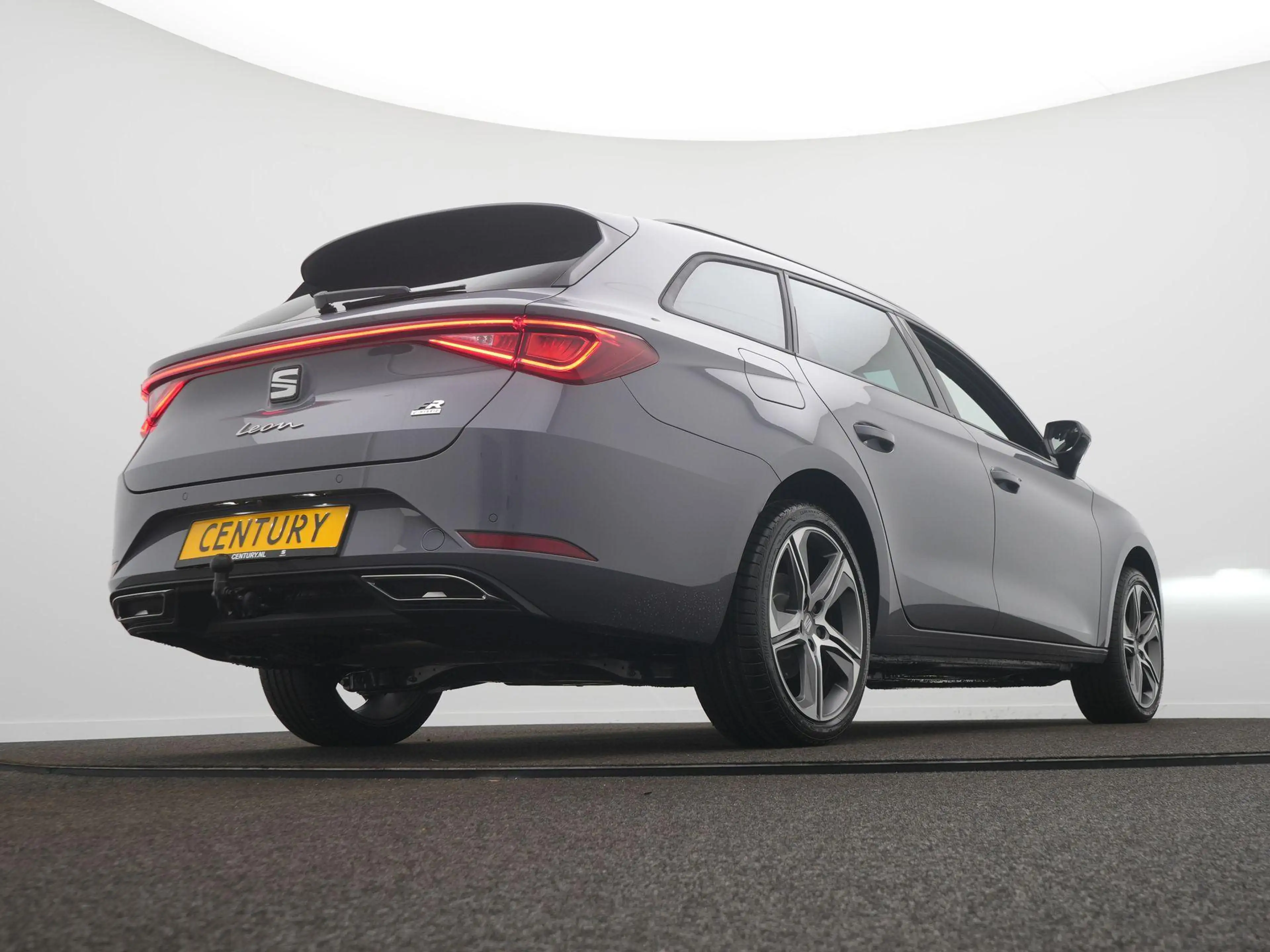 SEAT Leon e-Hybrid Sportstourer FR Business 1.5 TSI eHybrid 150 kW / — photo 10
