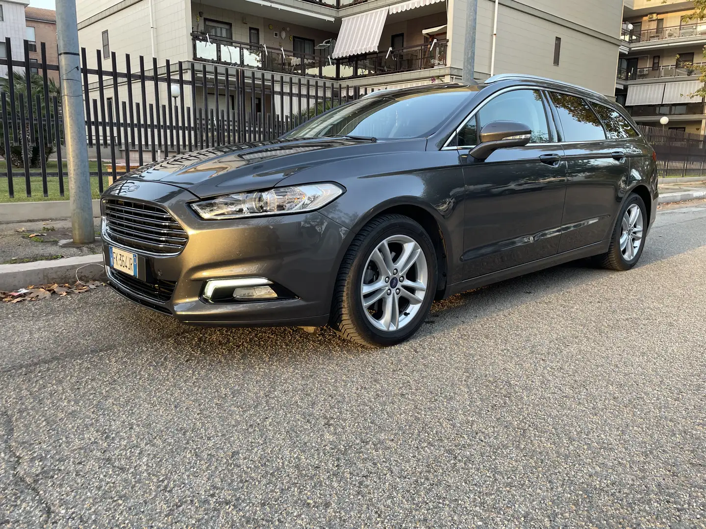 Ford Mondeo SW 2.0 tdci ST-Line Business s&s 150cv powershift - 2