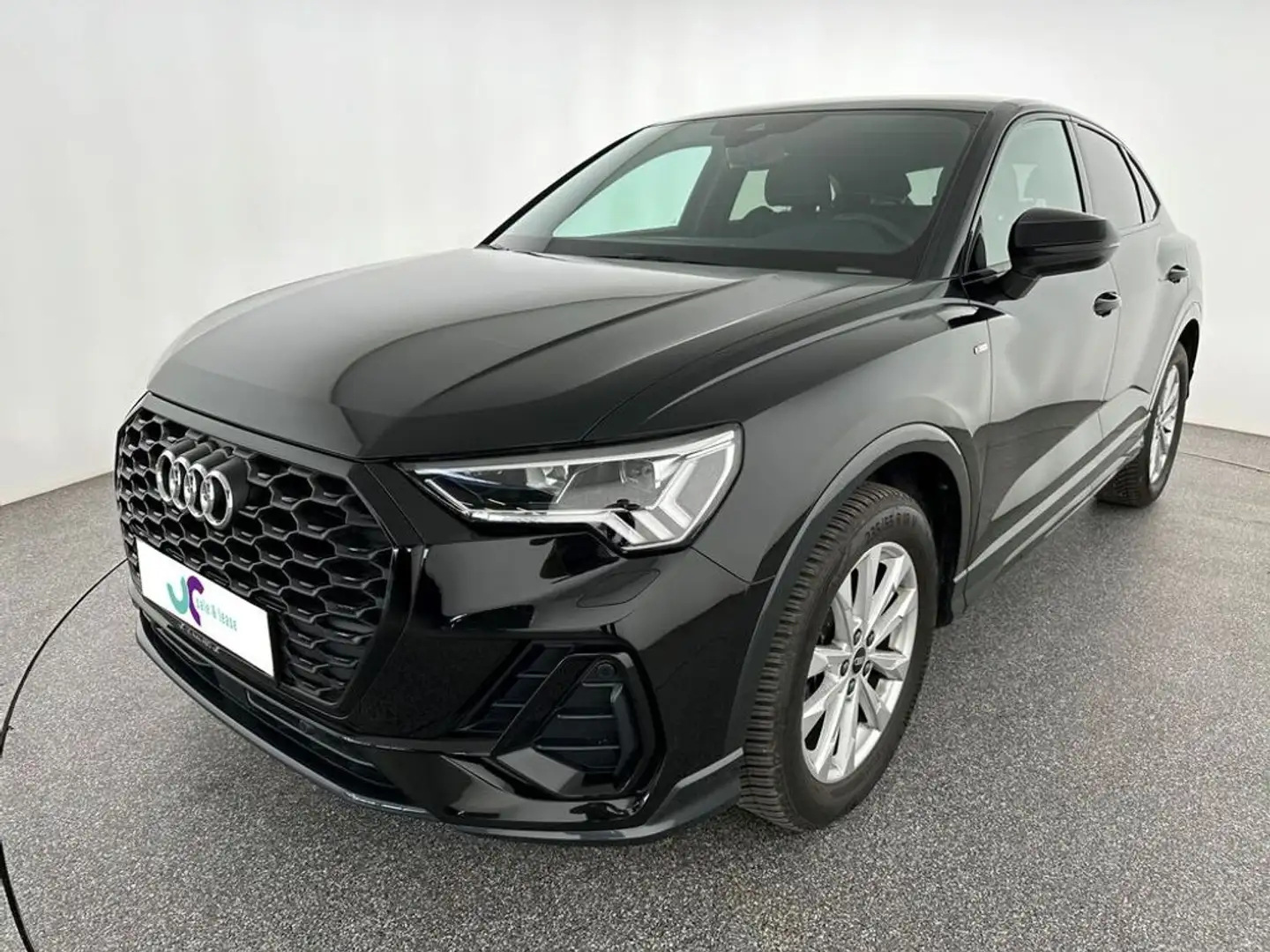 Audi Q3 Sportback 35 TFSI S-line Schwarz - 1
