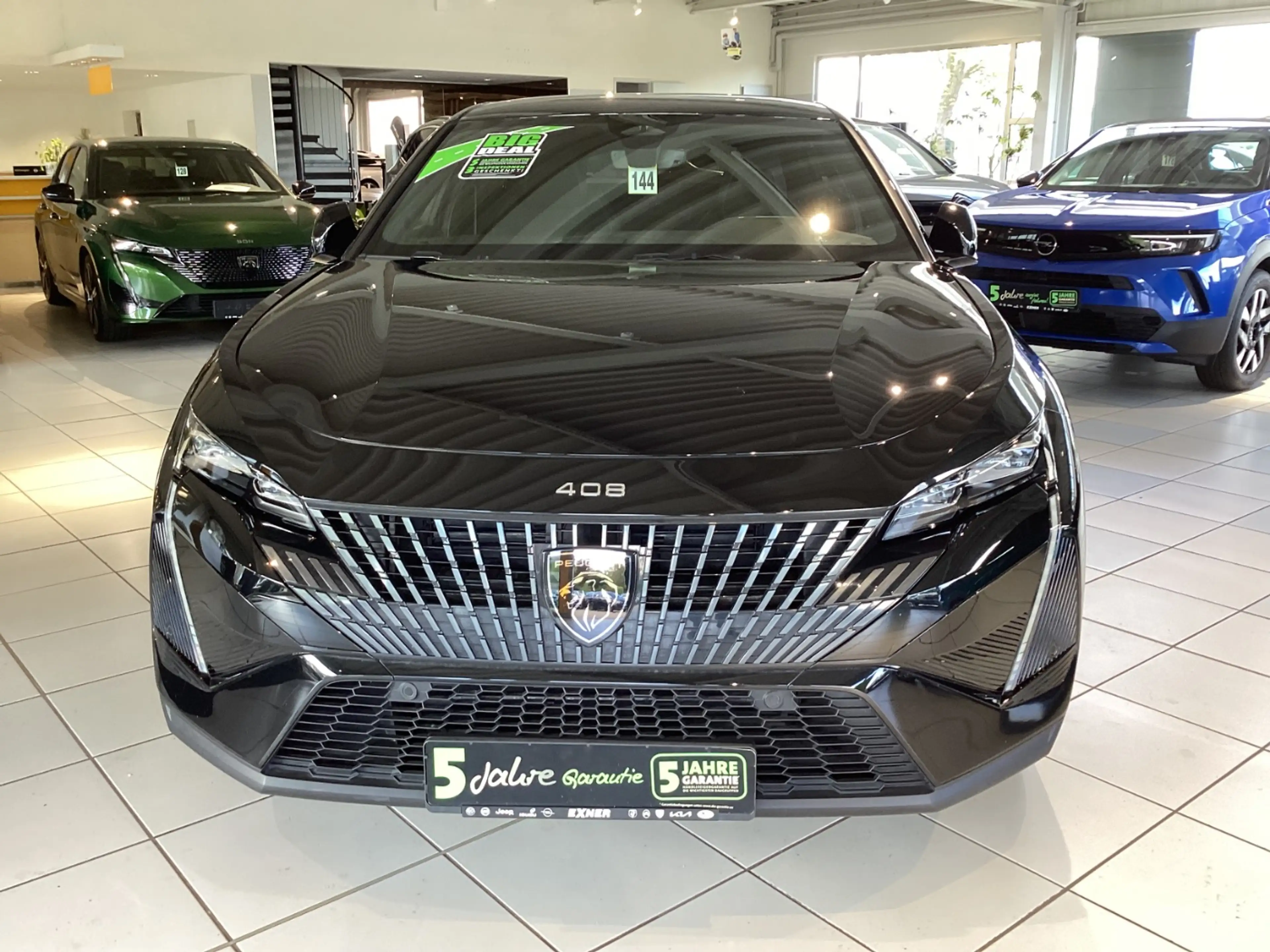 Peugeot 408 1.2 PureTech 130 GT Kamera+SHZ+LED+Navi+LM — photo 4