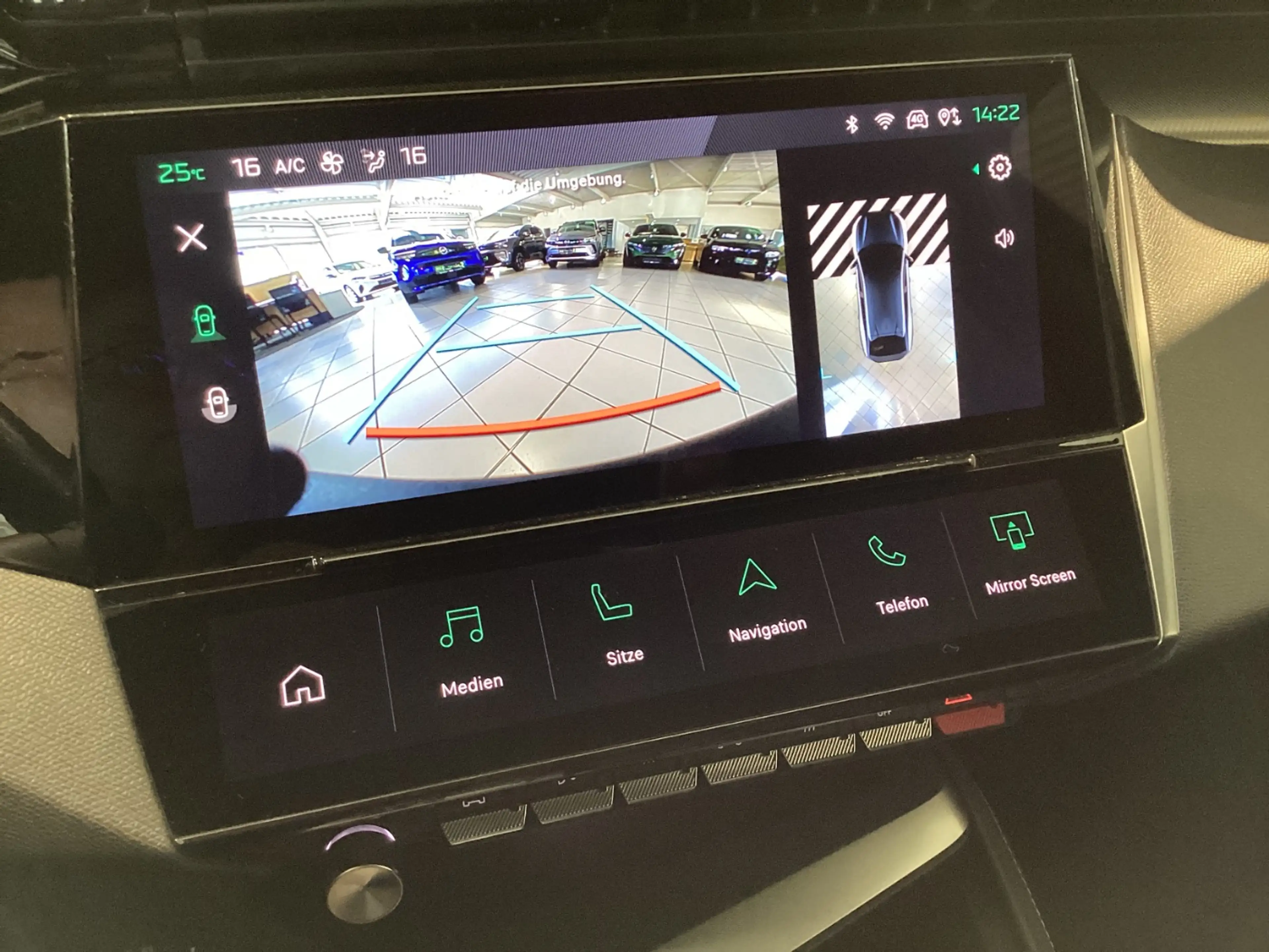 Peugeot 408 1.2 PureTech 130 GT Kamera+SHZ+LED+Navi+LM — photo 14