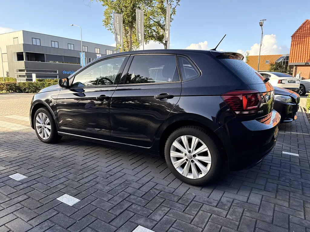 Volkswagen Polo 2018 из Европы — купить под ключ
