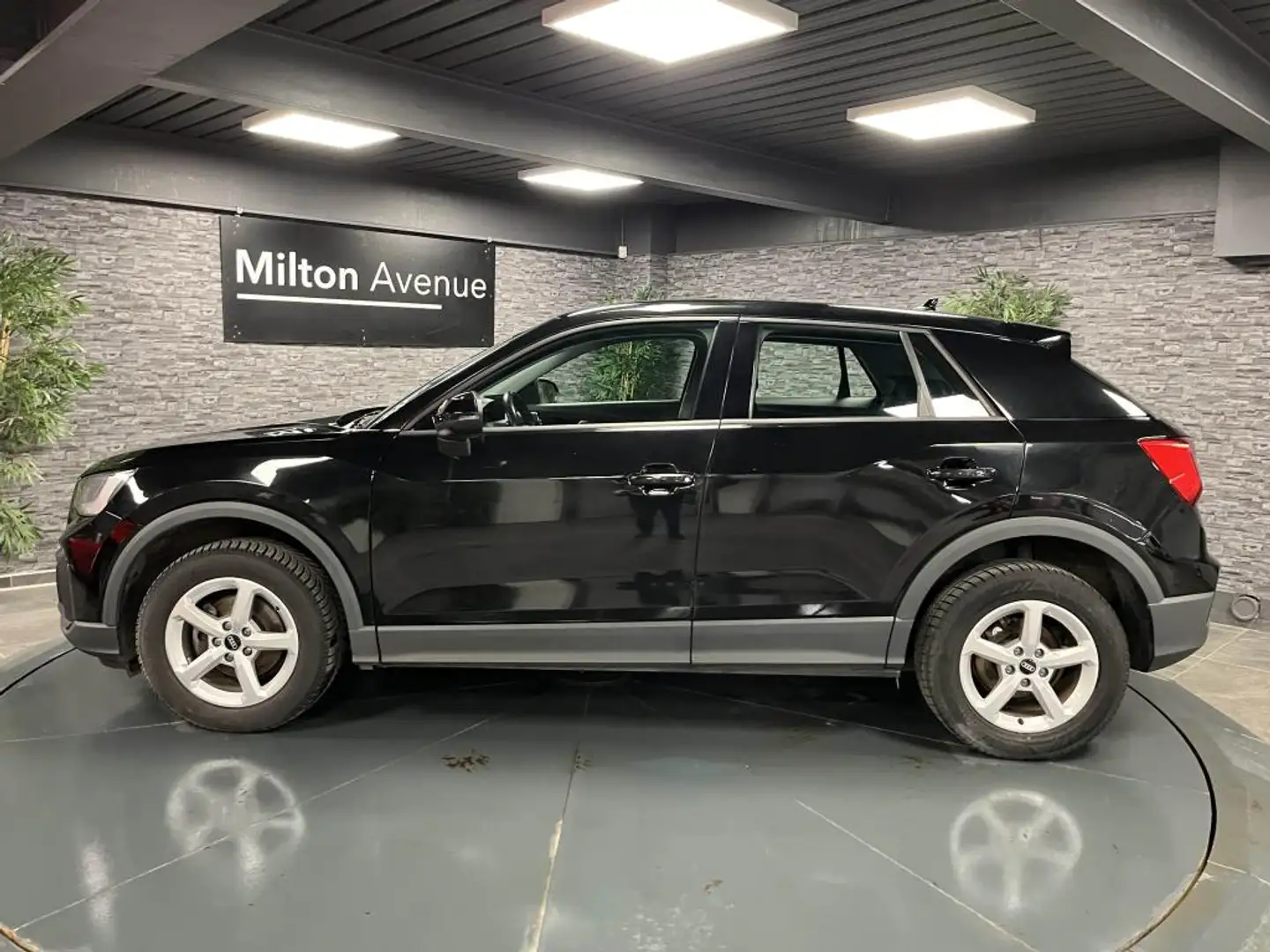 Audi Q2 1.5 35 TFSI - 150 - BV S-tronic Business line Noir - 2