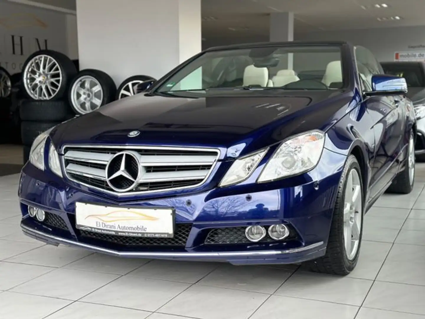 Mercedes-Benz E 250 CGI BE Cabrio Aut/Designo/AirScarf/SHZ/Nav Bleu - 1