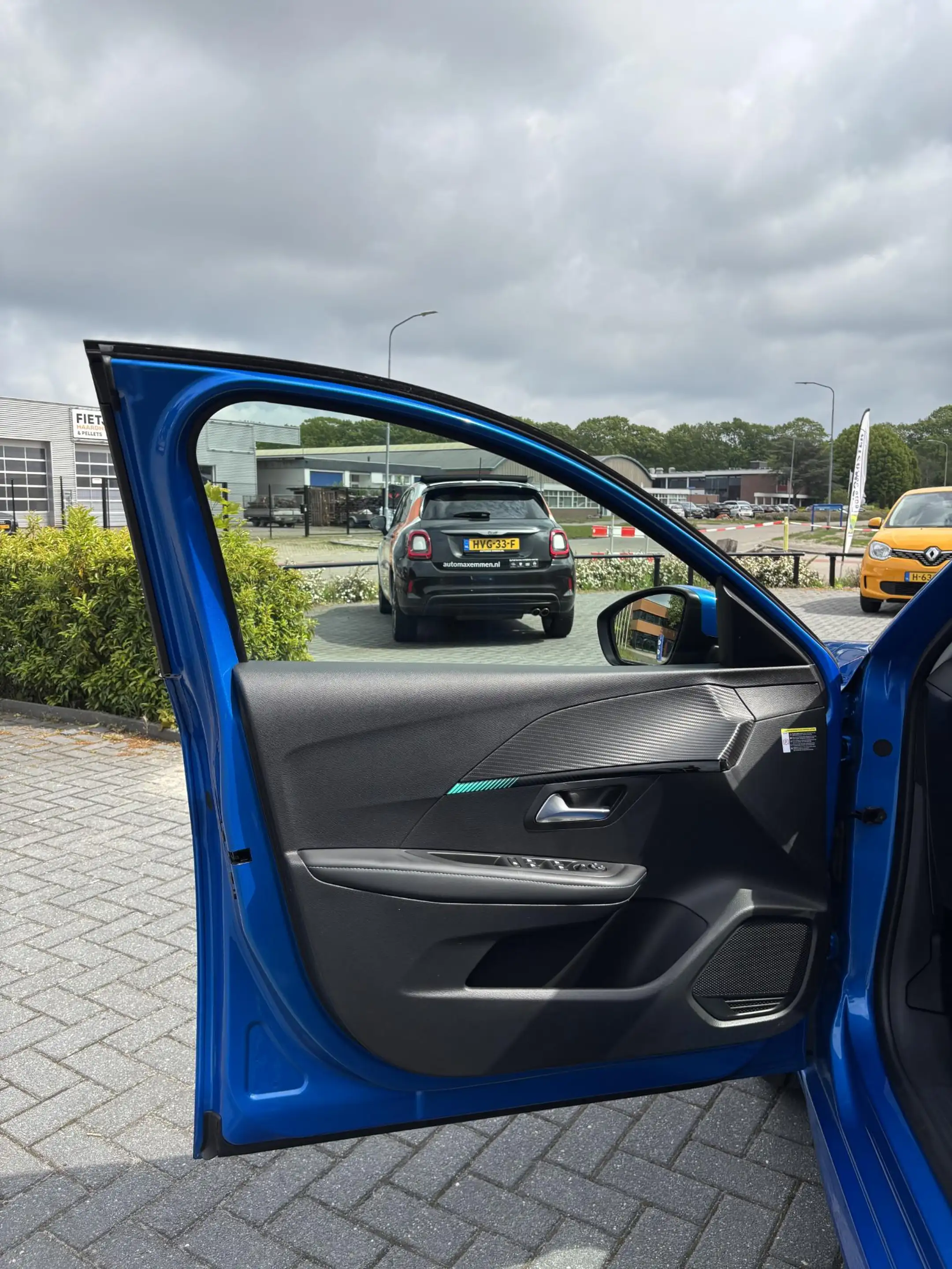 Peugeot 208 1.2 PureTech Allure |Virtual|Navigatie| — photo 7