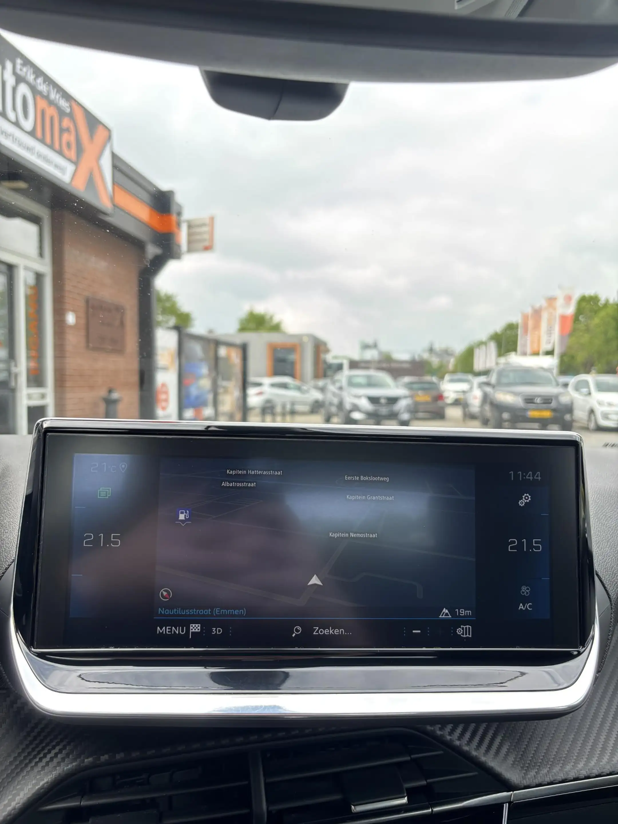 Peugeot 208 1.2 PureTech Allure |Virtual|Navigatie| — photo 11