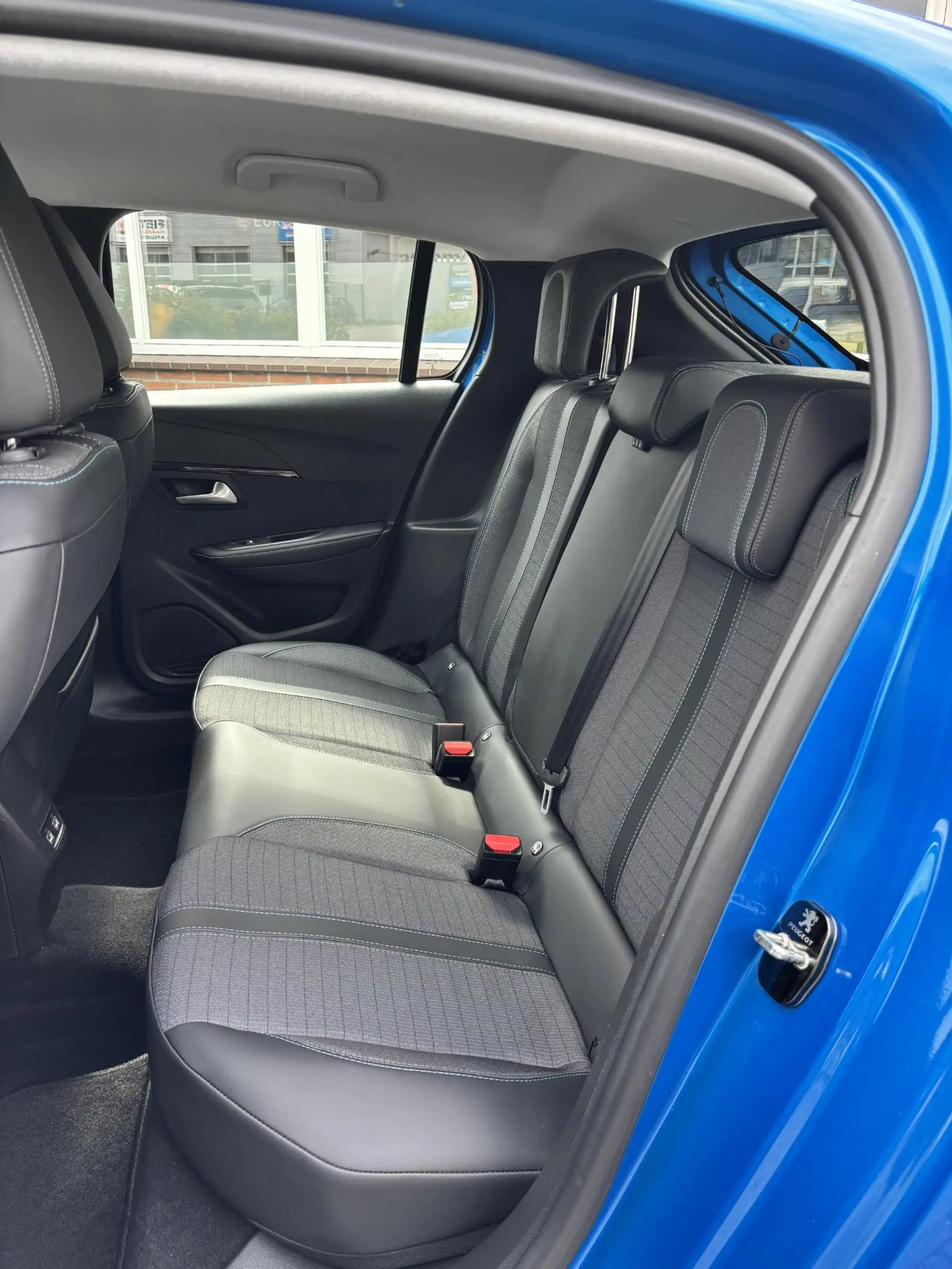Peugeot 208 1.2 PureTech Allure |Virtual|Navigatie| — photo 19