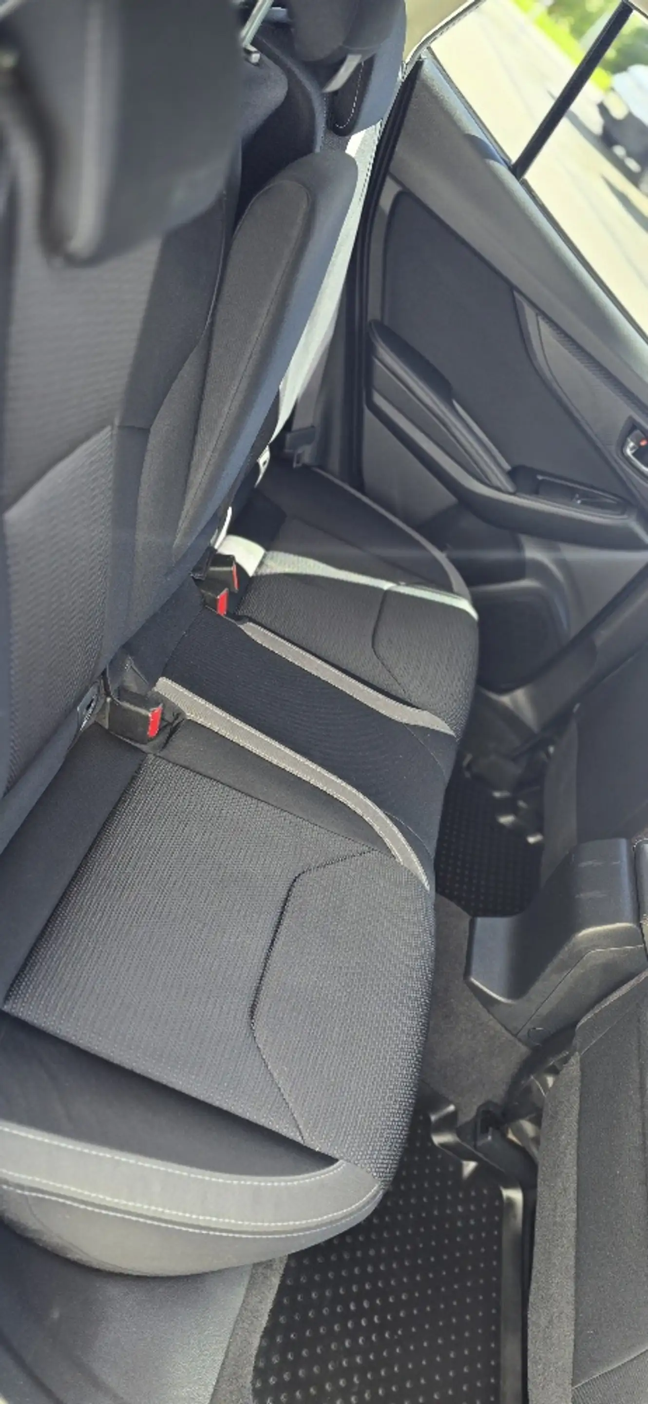 Subaru Impreza 1.6i-S CVT Style Navi AWD Aut — photo 7