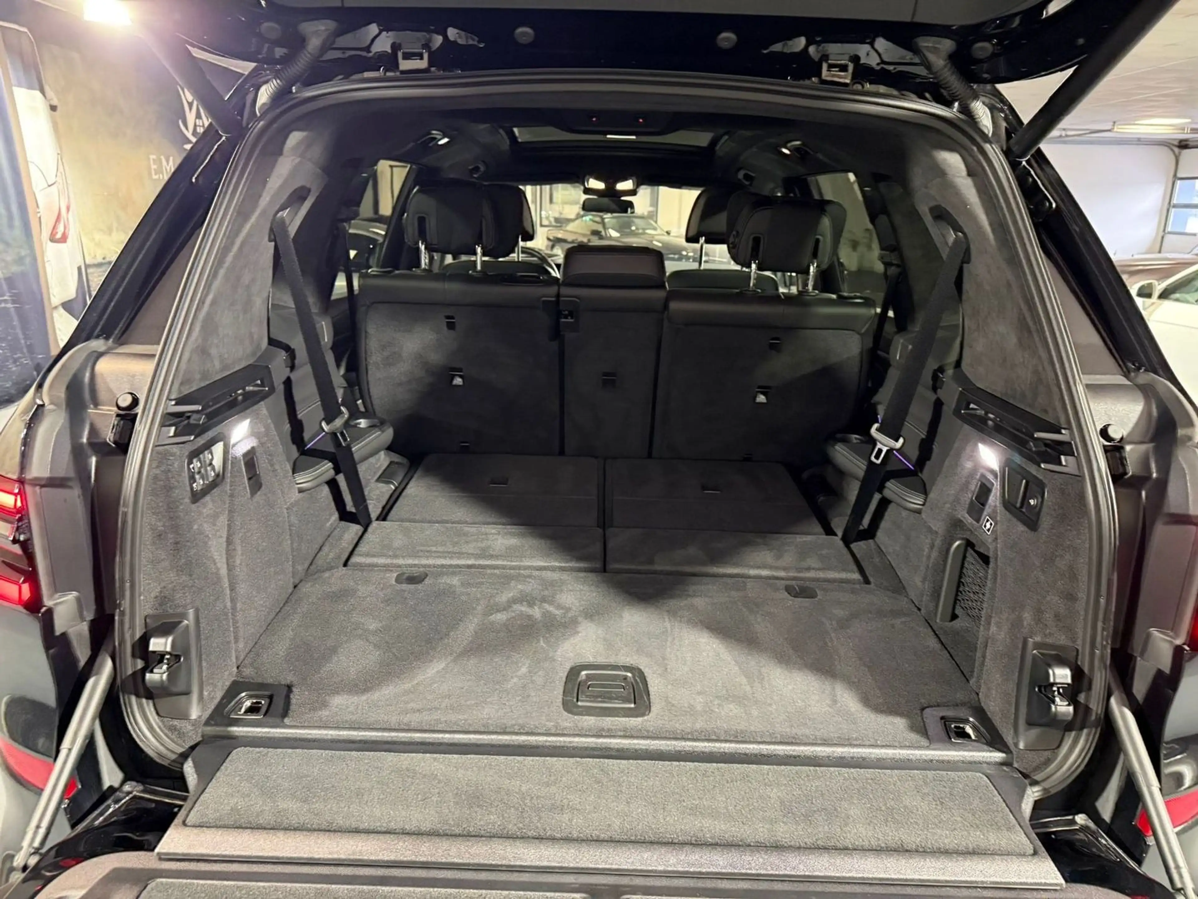 BMW X7 xDrive 40 d M Sport Mi-Hy HUD PANO ACC AHK 360°KAM — photo 12