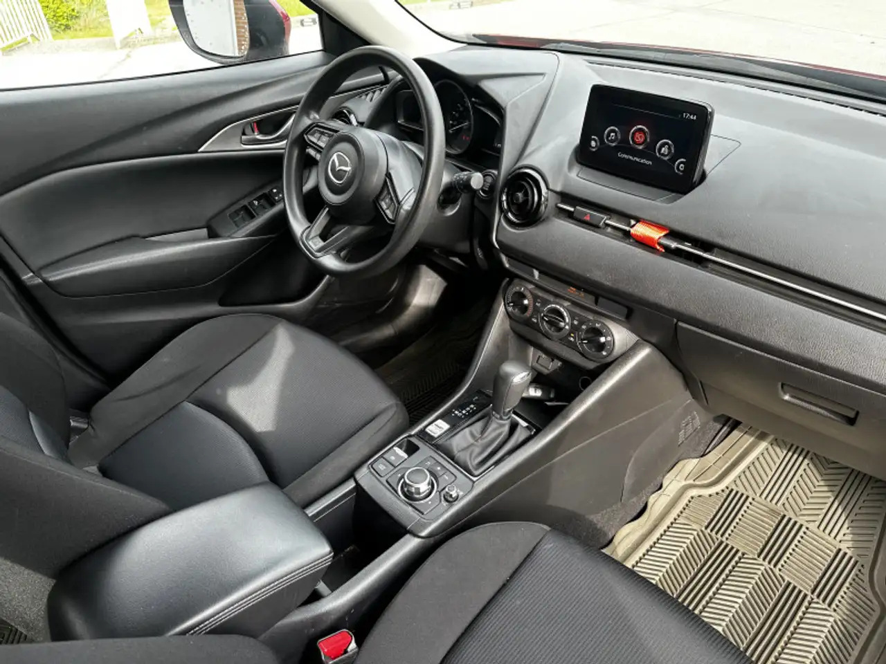 Mazda CX-3 снимка Mazda CX-3