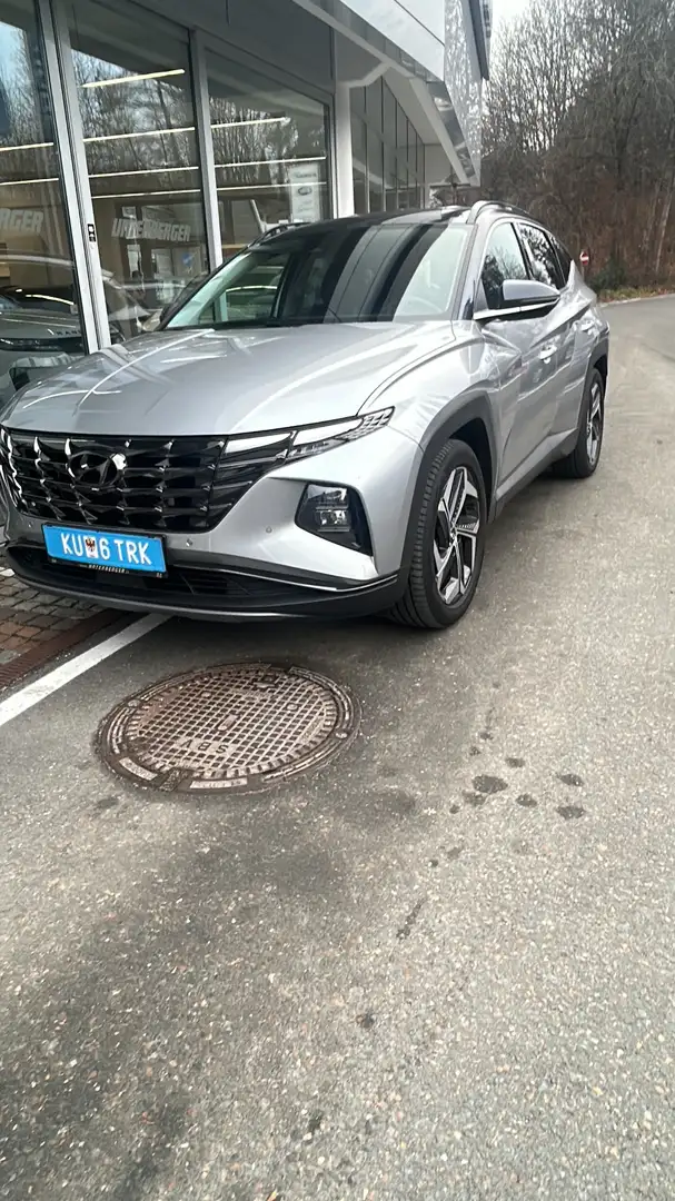 Hyundai TUCSON 1,6 CRDI 4WD 48V Prestige Line DCT Grau - 2