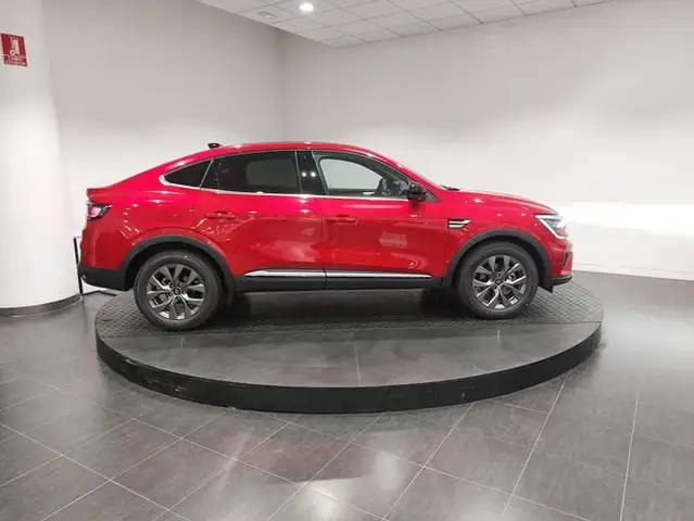 Renault Arkana view 4
