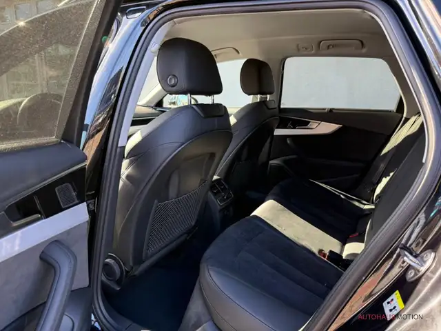Audi A4 view 11