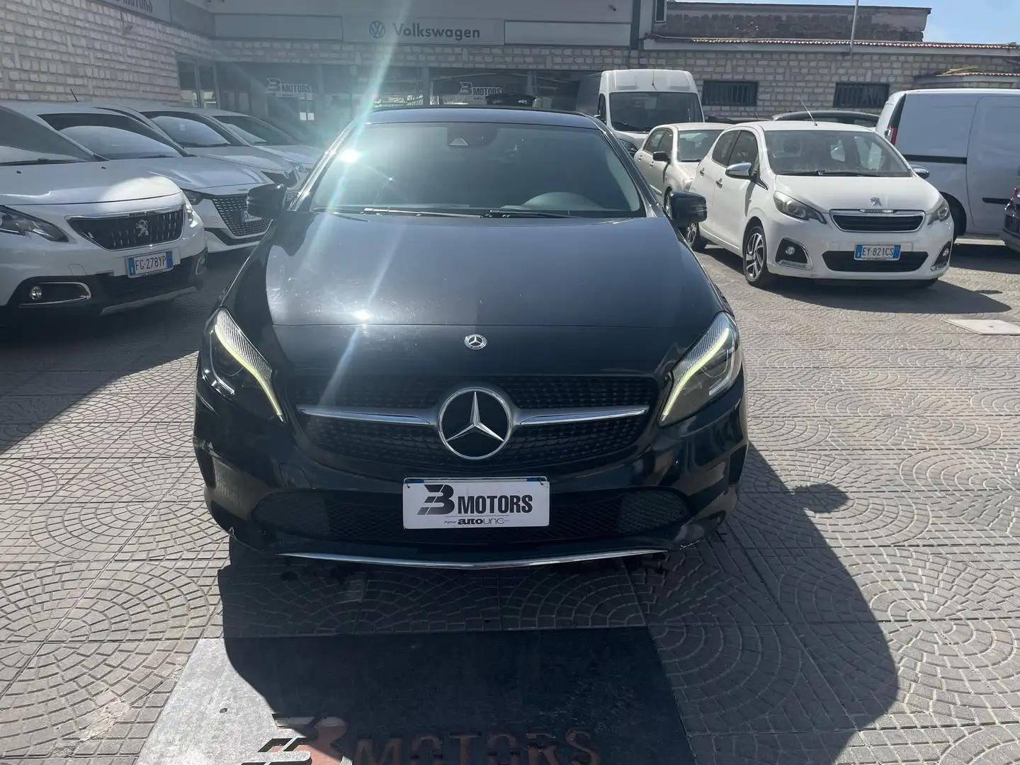Mercedes-Benz A 180 A 180 d Premium auto my16 Zwart - 2