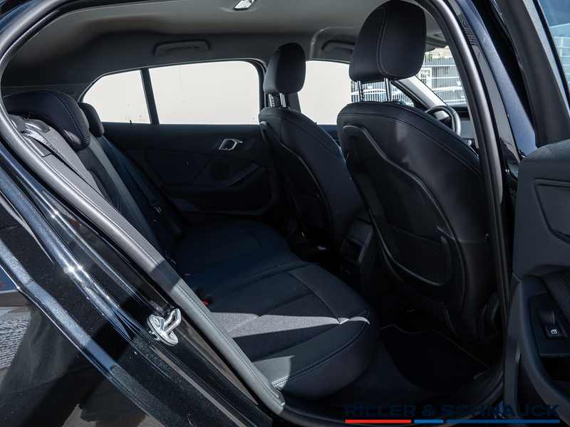 BMW 120 i Sport Line LED+NAVI+KAM+SHZG — photo 11