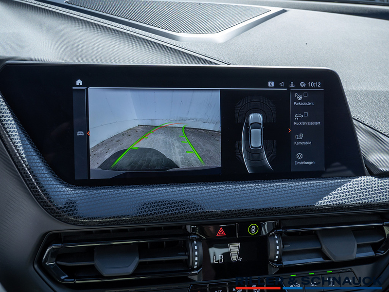 BMW 120 i Sport Line LED+NAVI+KAM+SHZG — photo 9