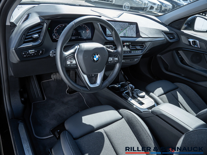 BMW 120 i Sport Line LED+NAVI+KAM+SHZG — photo 3