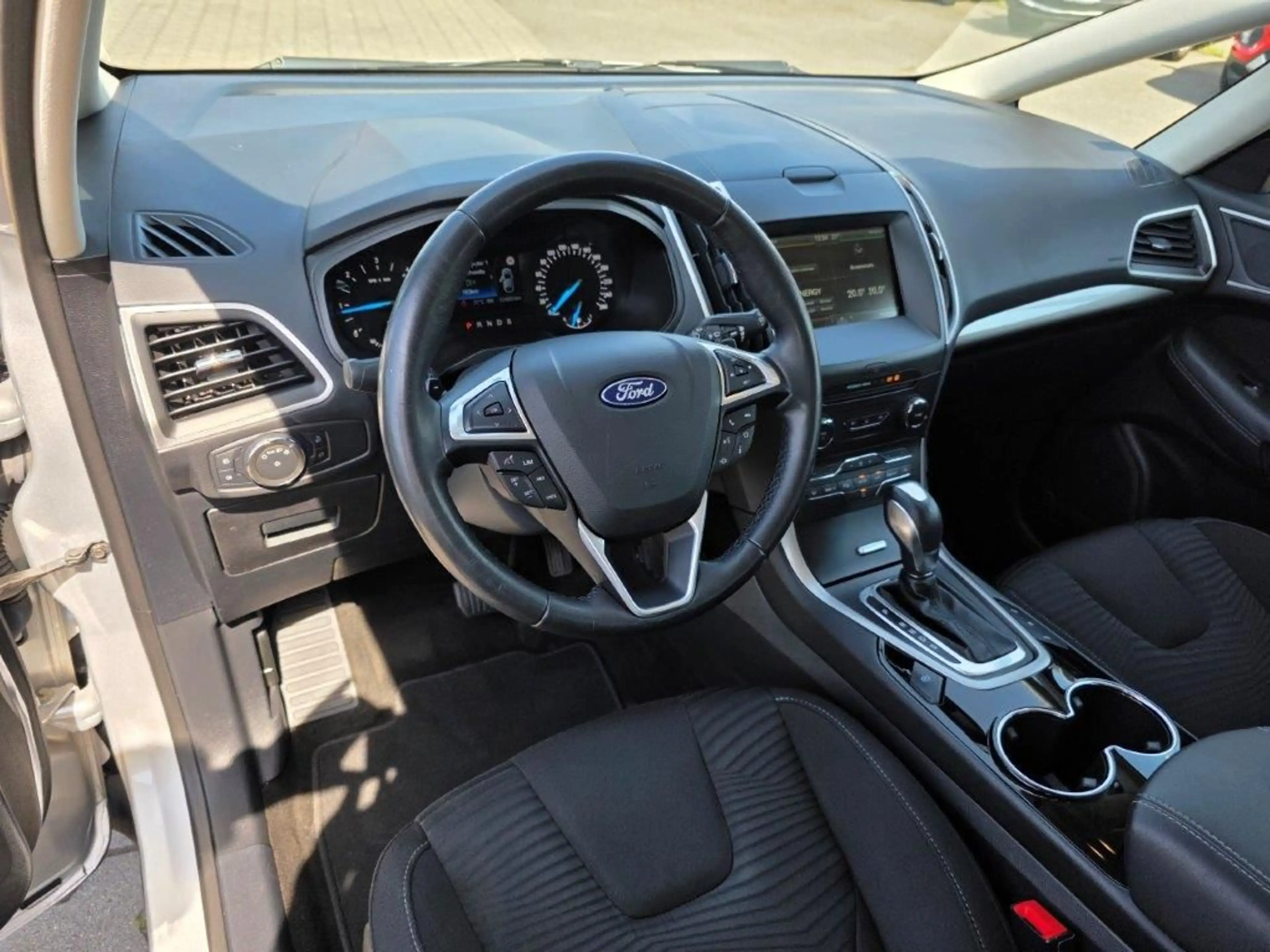 Ford S-Max 2.0 TDCi Aut. Trend — photo 9