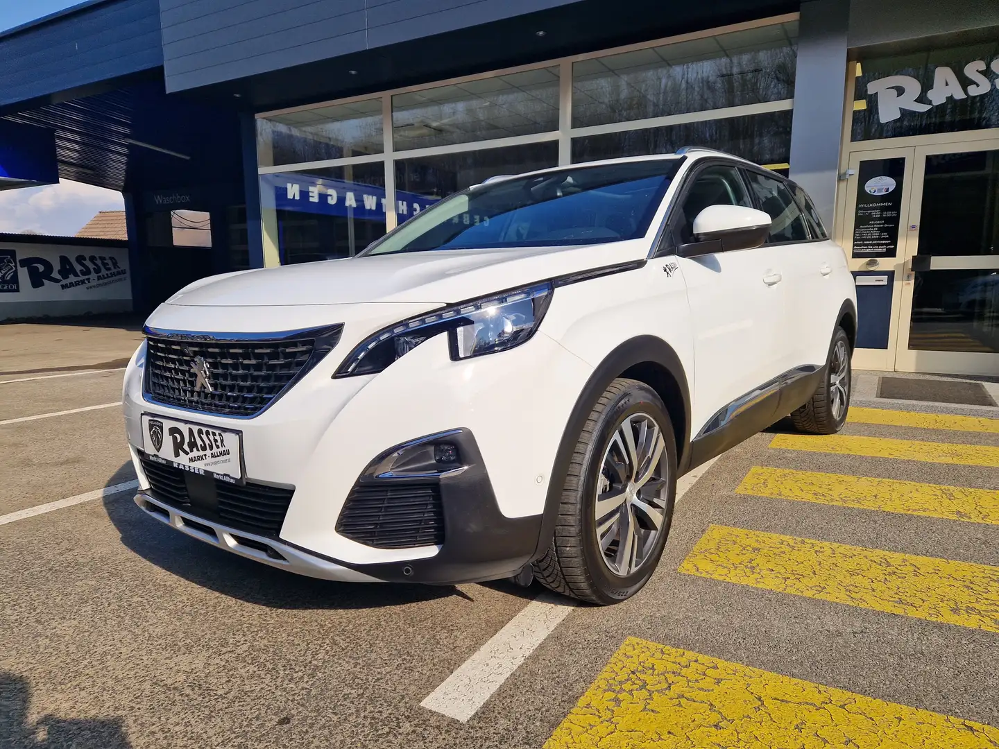 Peugeot 5008 5008 Allure BlueHDI 130 EAT8 7-Sitze Weiß - 2