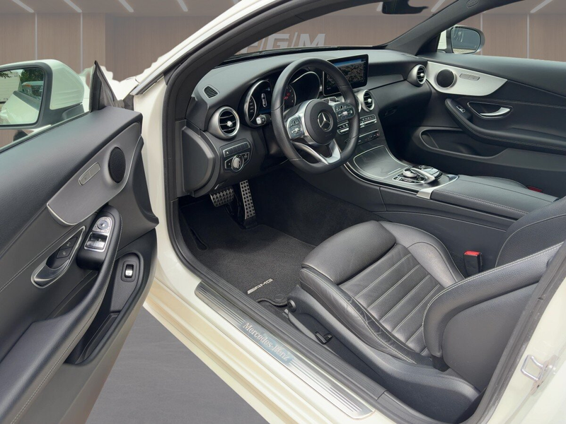 Mercedes-Benz C 400 C 400 AMG/Com/Pano/Multibeam/R-Kam/Totwink/Leder — photo 6