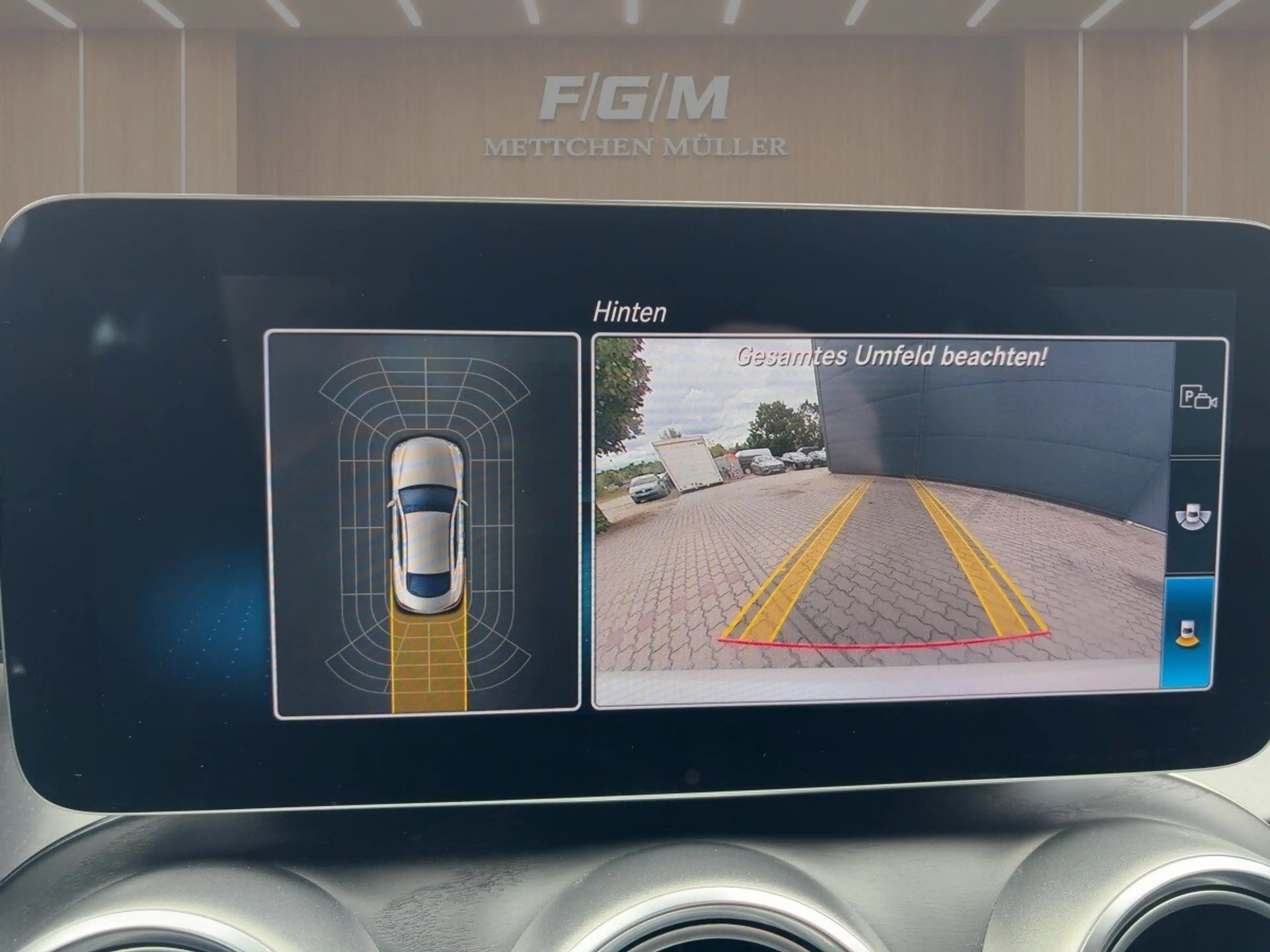 Mercedes-Benz C 400 C 400 AMG/Com/Pano/Multibeam/R-Kam/Totwink/Leder — photo 14