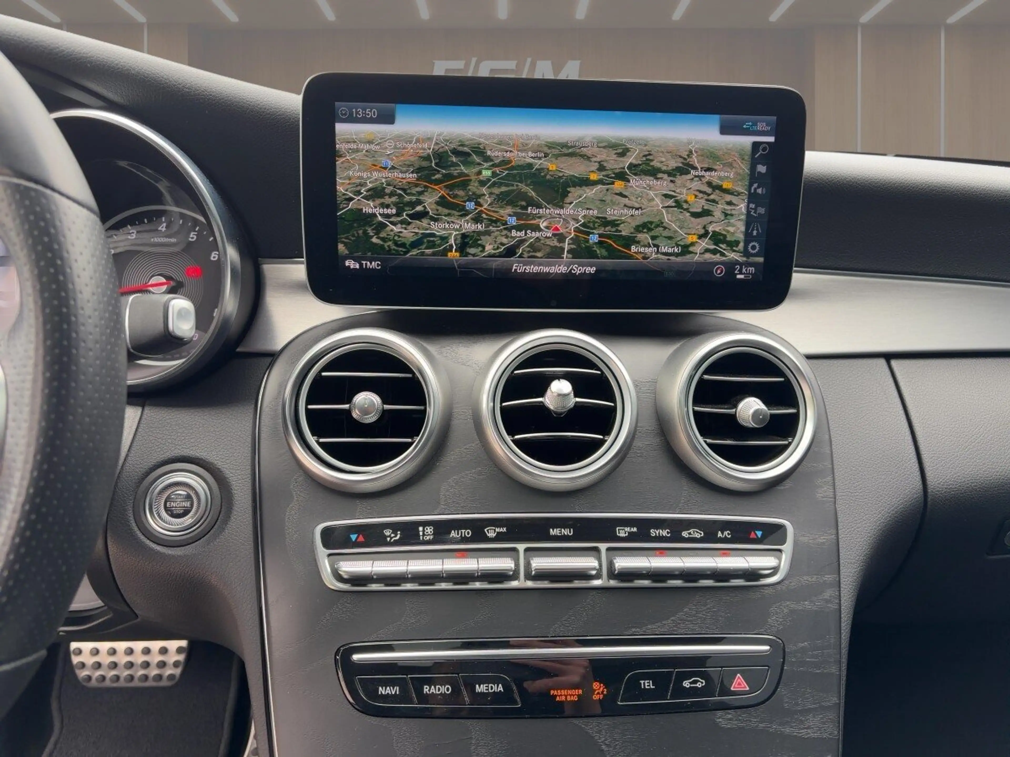 Mercedes-Benz C 400 C 400 AMG/Com/Pano/Multibeam/R-Kam/Totwink/Leder — photo 10