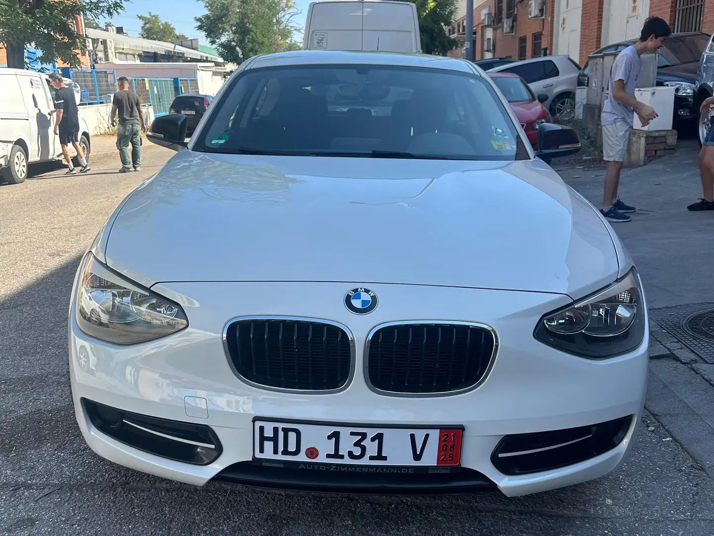 BMW 114 114i Sport - 1