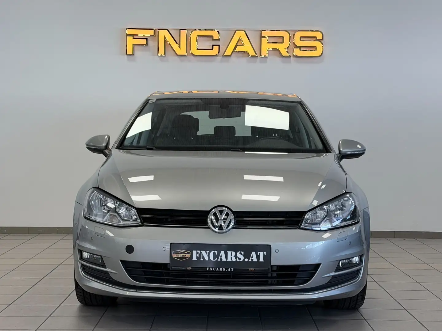 Volkswagen Golf Highline 1,4 ACT TSI DSG Silber - 2