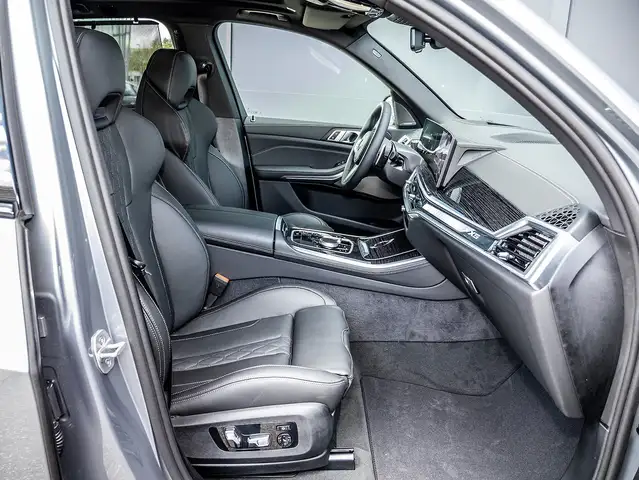 BMW X5 X5 view 4