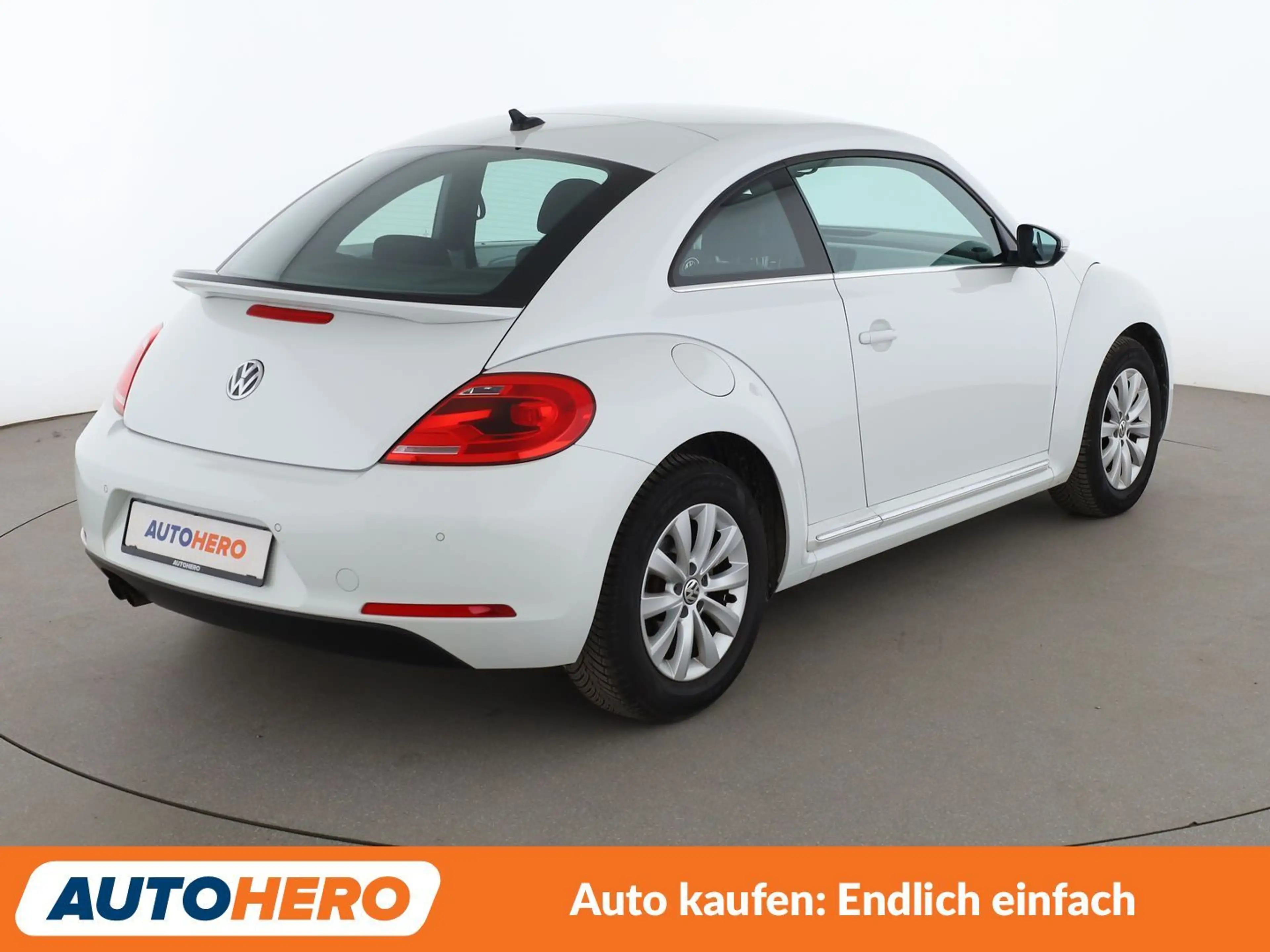 Volkswagen Beetle 1.4 TSI Design BlueMotion Tech Aut.*NAV*TEMPO*PDC* — photo 6