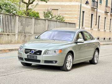 4.4 V8 315cv Geartronic AWD Summum 1 PROPRIETARIO-KM CERTIFICATI-UNICA NEL WEB!!! NAVI-RETROCAMERA-CRUISE ADATTIVO-XENO