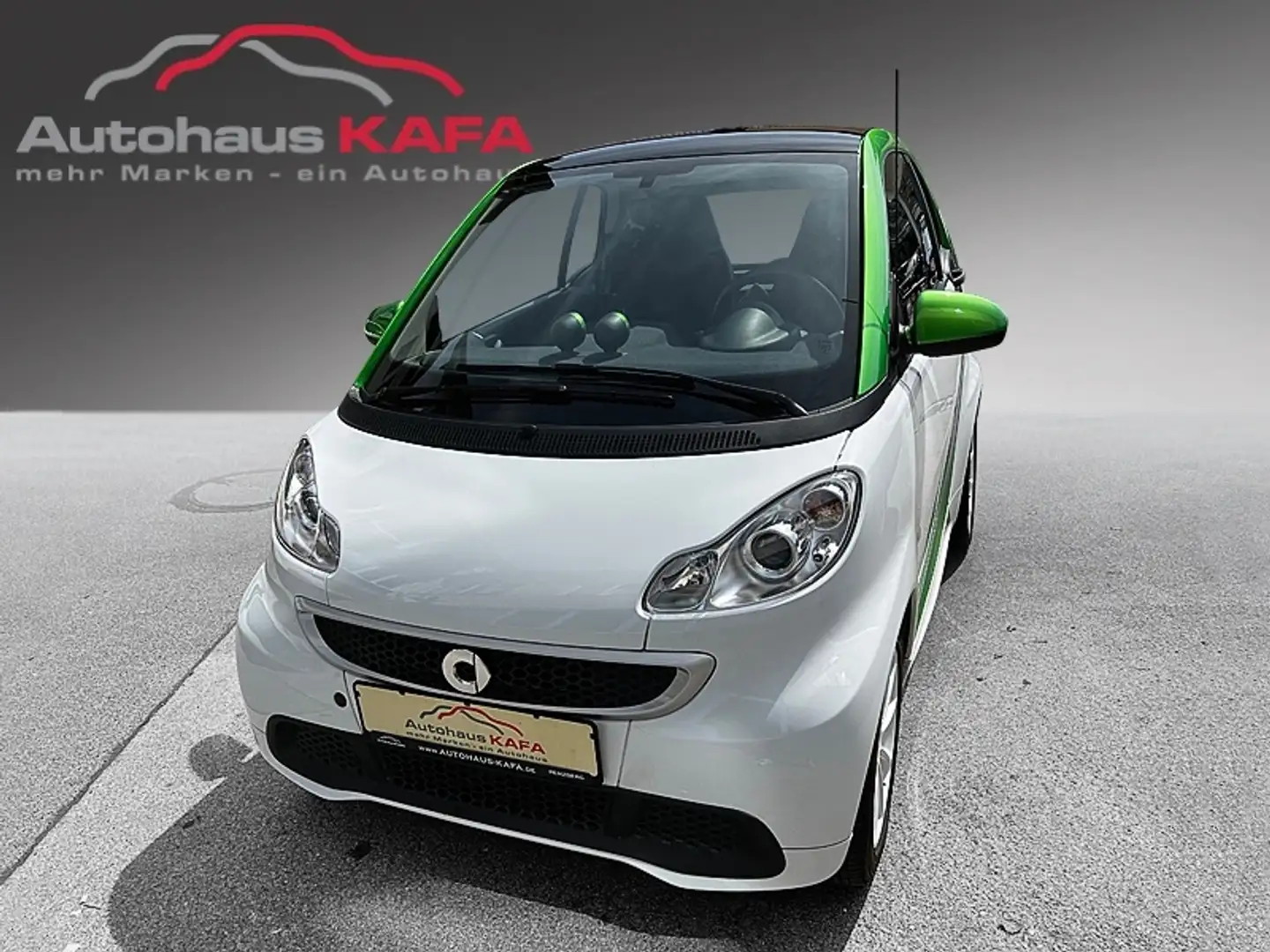 smart forTwo coupe electric drive Weiß - 2