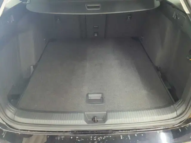 Volkswagen Golf view 15