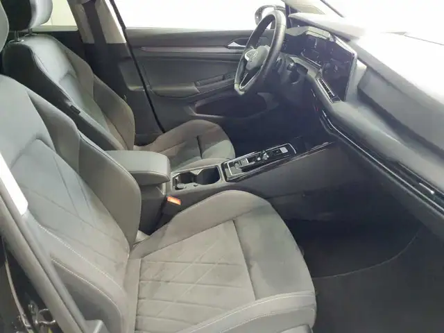 Volkswagen Golf view 8