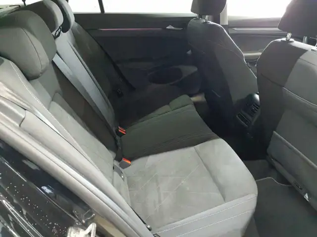 Volkswagen Golf view 14